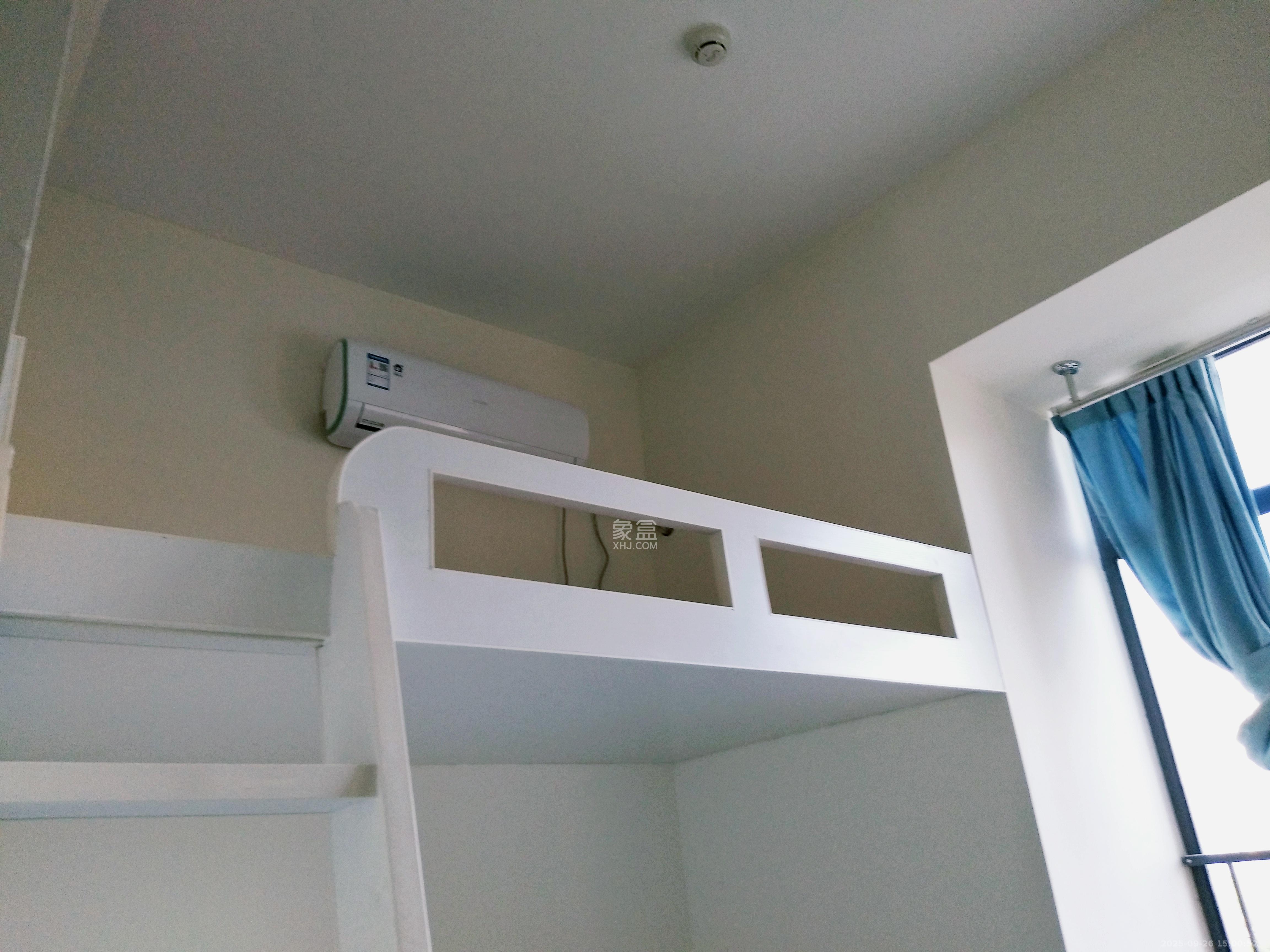 兰亭湾畔 1室1厅1卫 1000.0元/月 兰亭湾畔 1室1厅1卫 1000.0元/月室内图