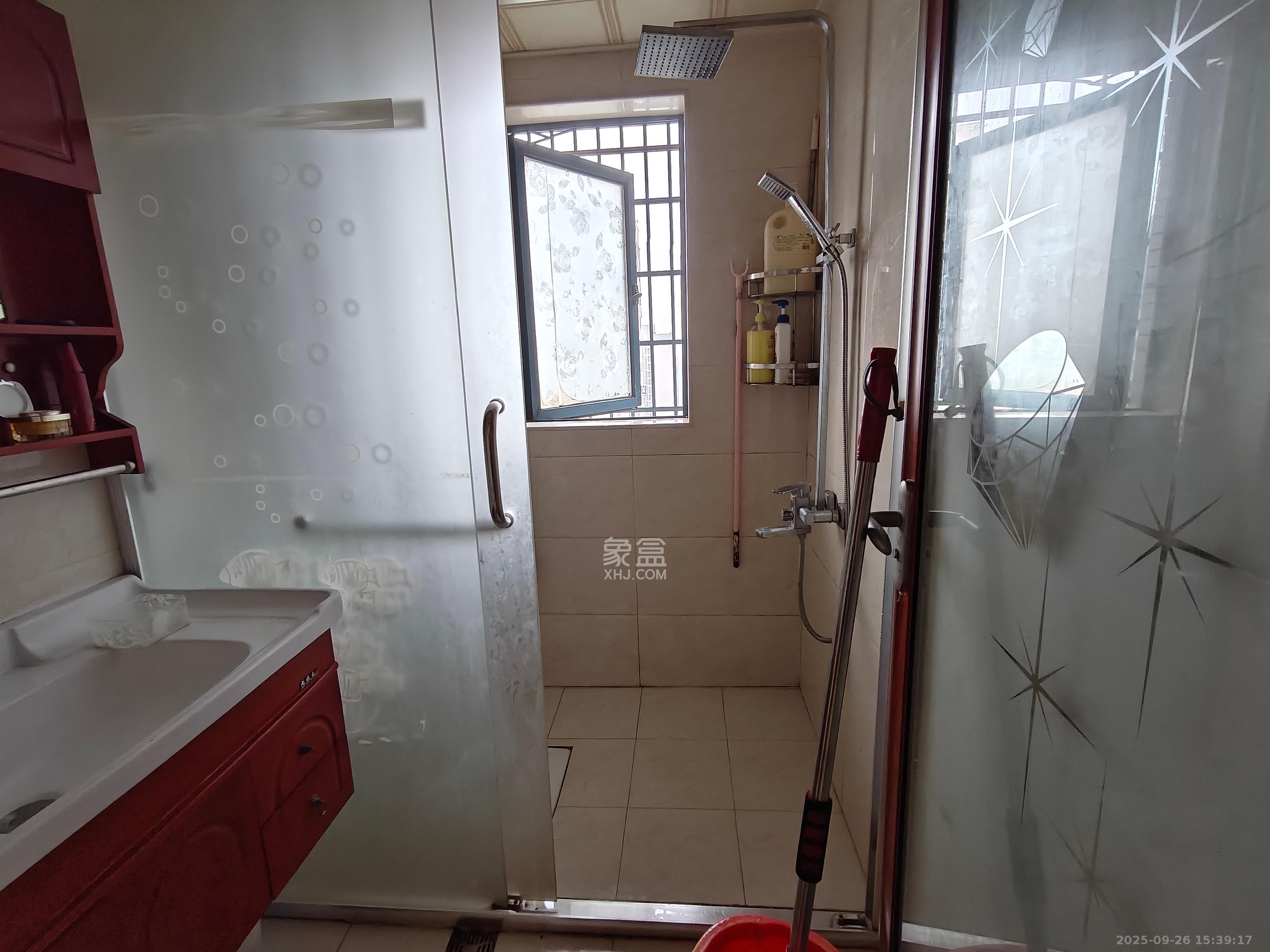 筑梦星园  3室2厅1卫    2200.0元/月室内图