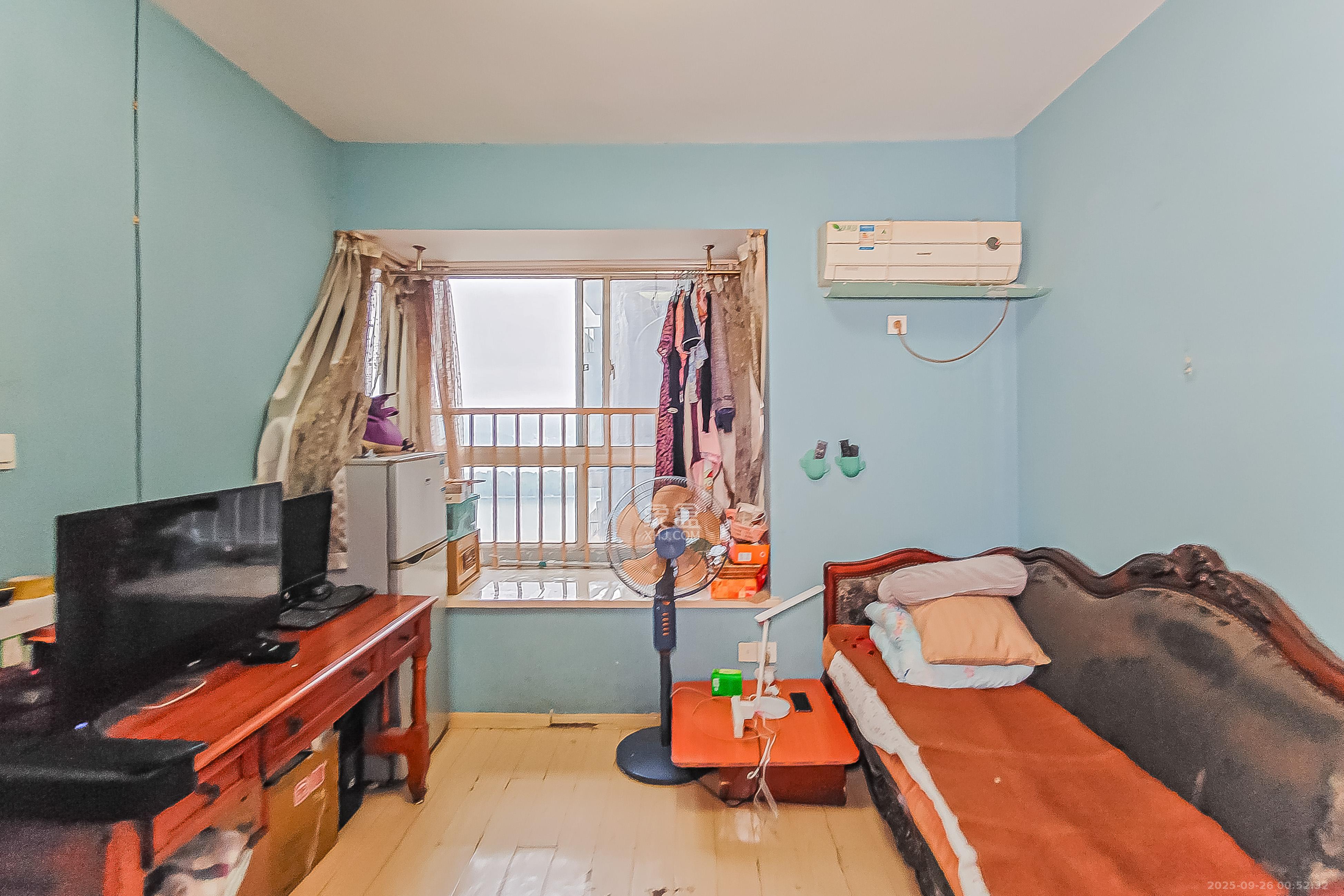 景泰雅苑(景江融城) 1室1厅1卫 38.8万 景泰雅苑(景江融城) 1室1厅1卫 38.8万客厅