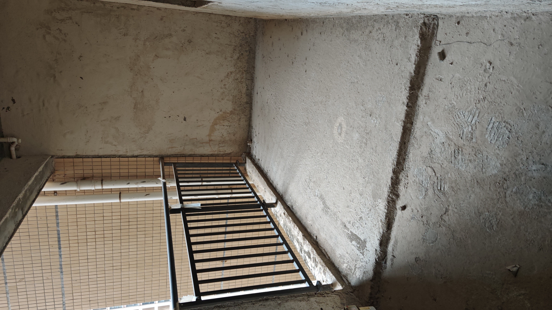 檀香山 4室2厅2卫 62.8万 檀香山 4室2厅2卫 62.8万客厅