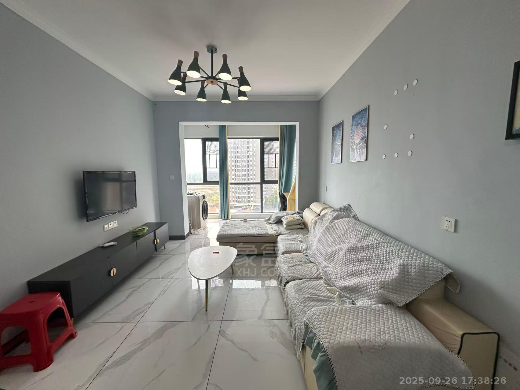 春藤小镇 3室2厅1卫 1800.0元/月 春藤小镇 3室2厅1卫 1800.0元/月户型图