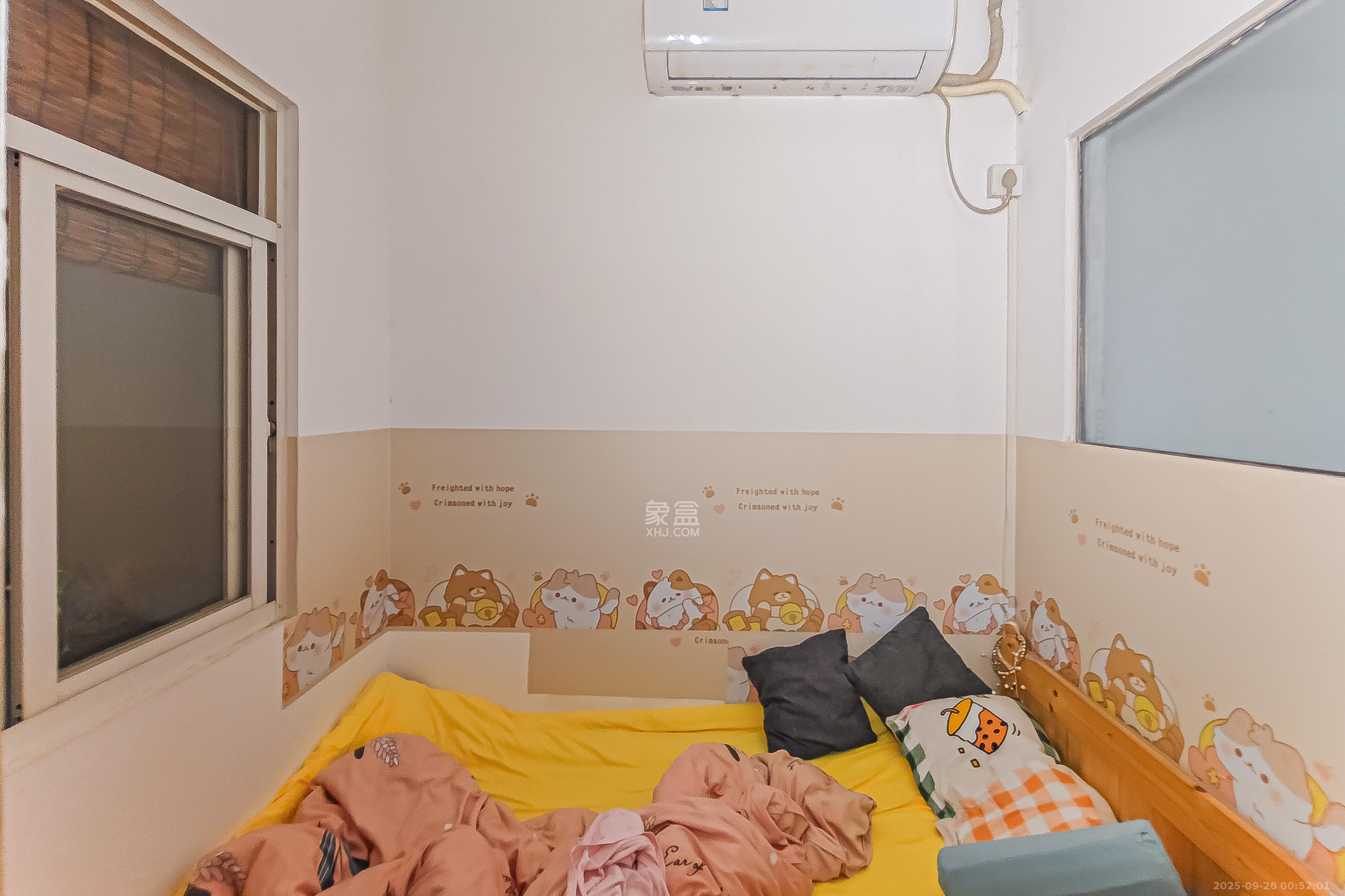 景泰雅苑（景江融城）  1室1厅1卫    32.8万卧室