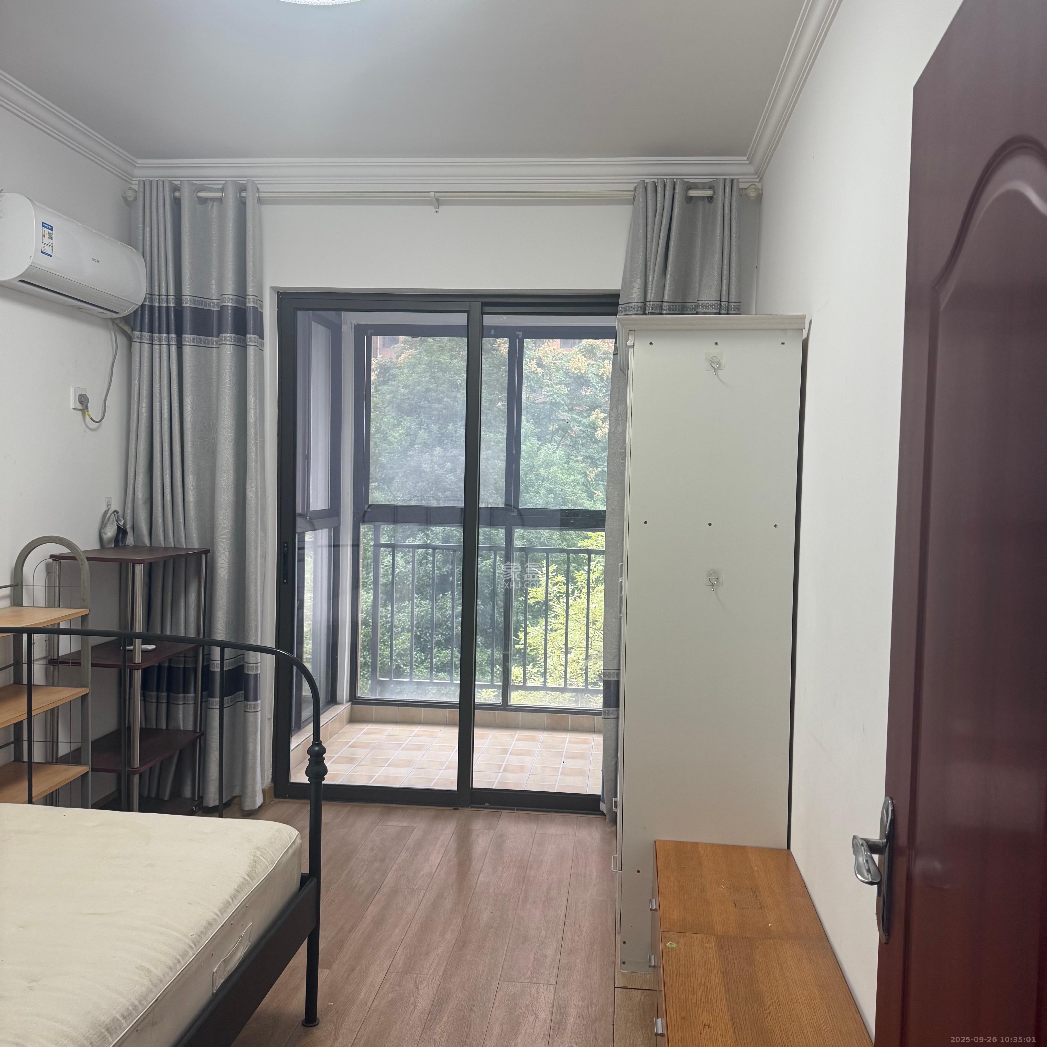 德润小区（丰升德润小区）  3室2厅2卫    2300.0元/月室内图