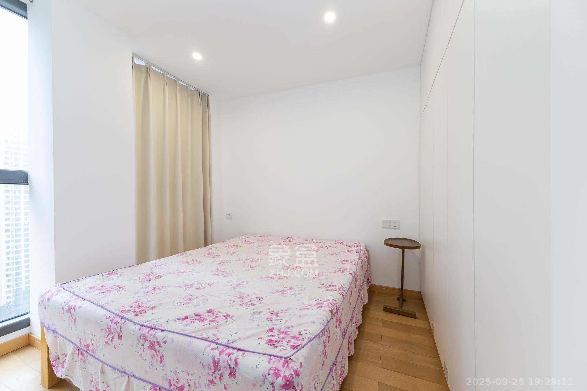 明发阅江悦府  4室2厅2卫    106.8万 明发阅江悦府  4室2厅2卫    106.8万卧室