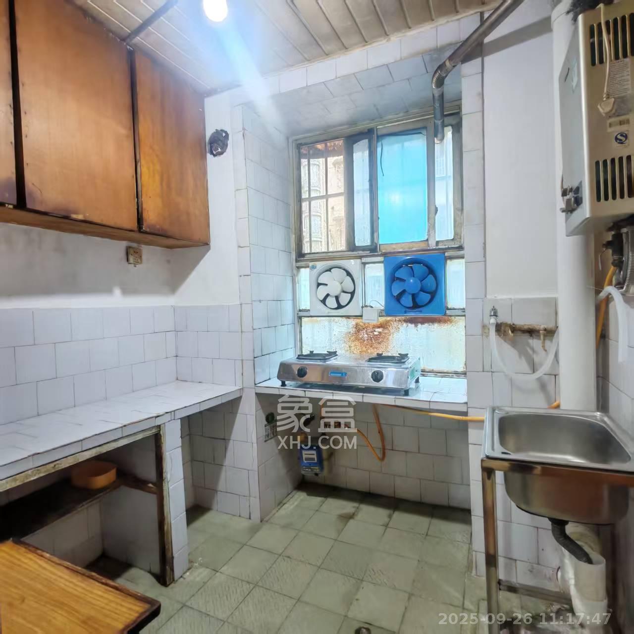 振业小区  2室1厅1卫   1300.00元/月室内图
