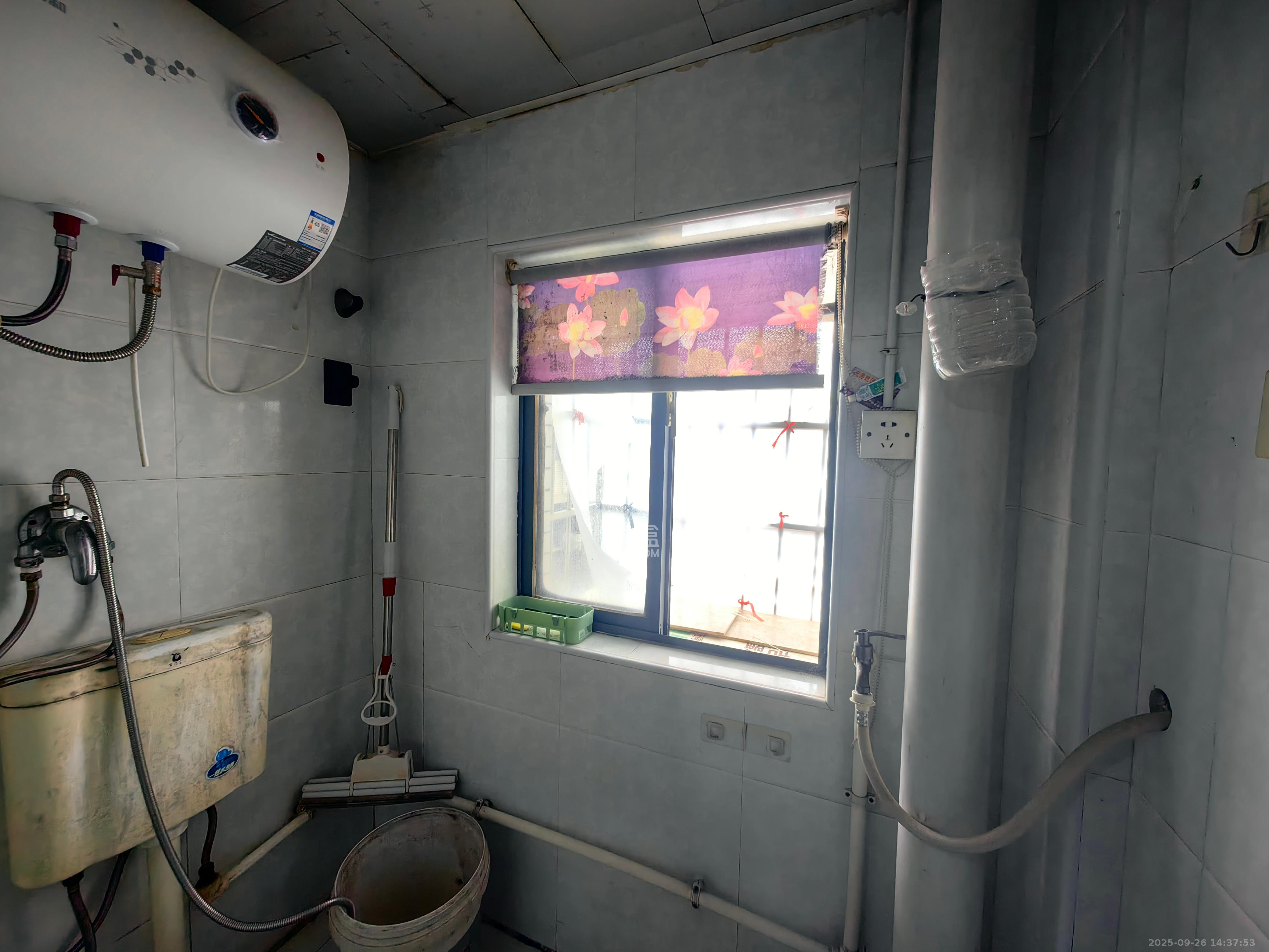 东屯安置小区  2室1厅1卫    750.0元/月室内图