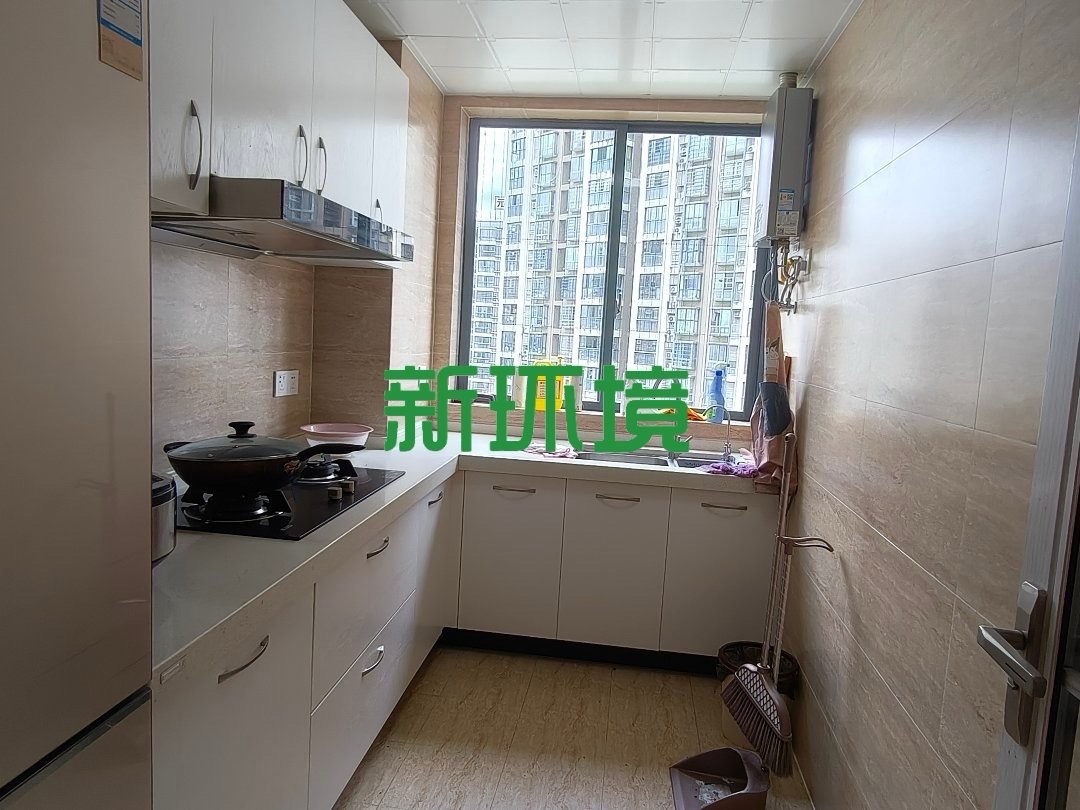 公园世家  3室2厅2卫    2200.0元/月室内图