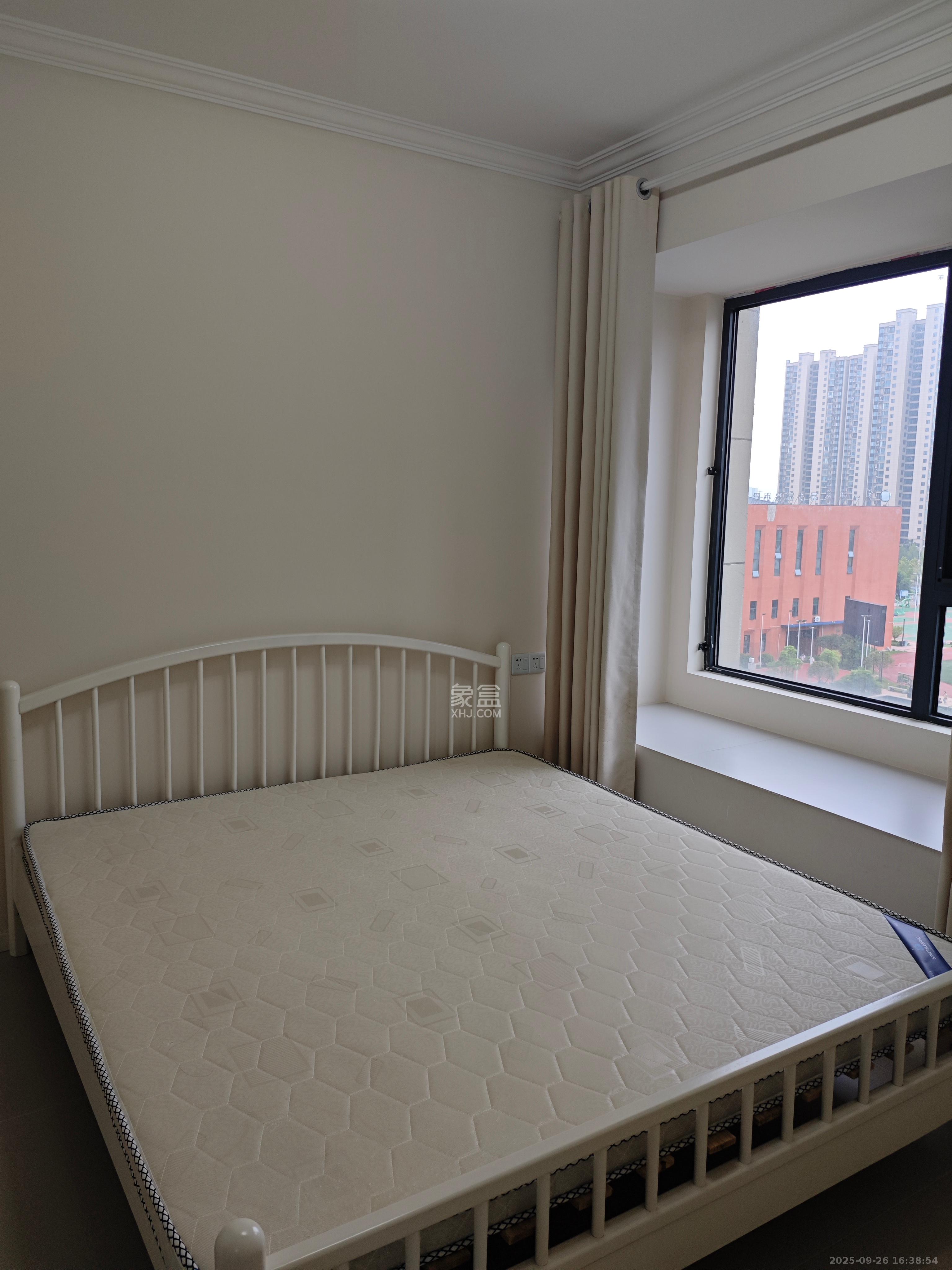 金科景朝集美星宸  3室2厅2卫    2600.0元/月室内图