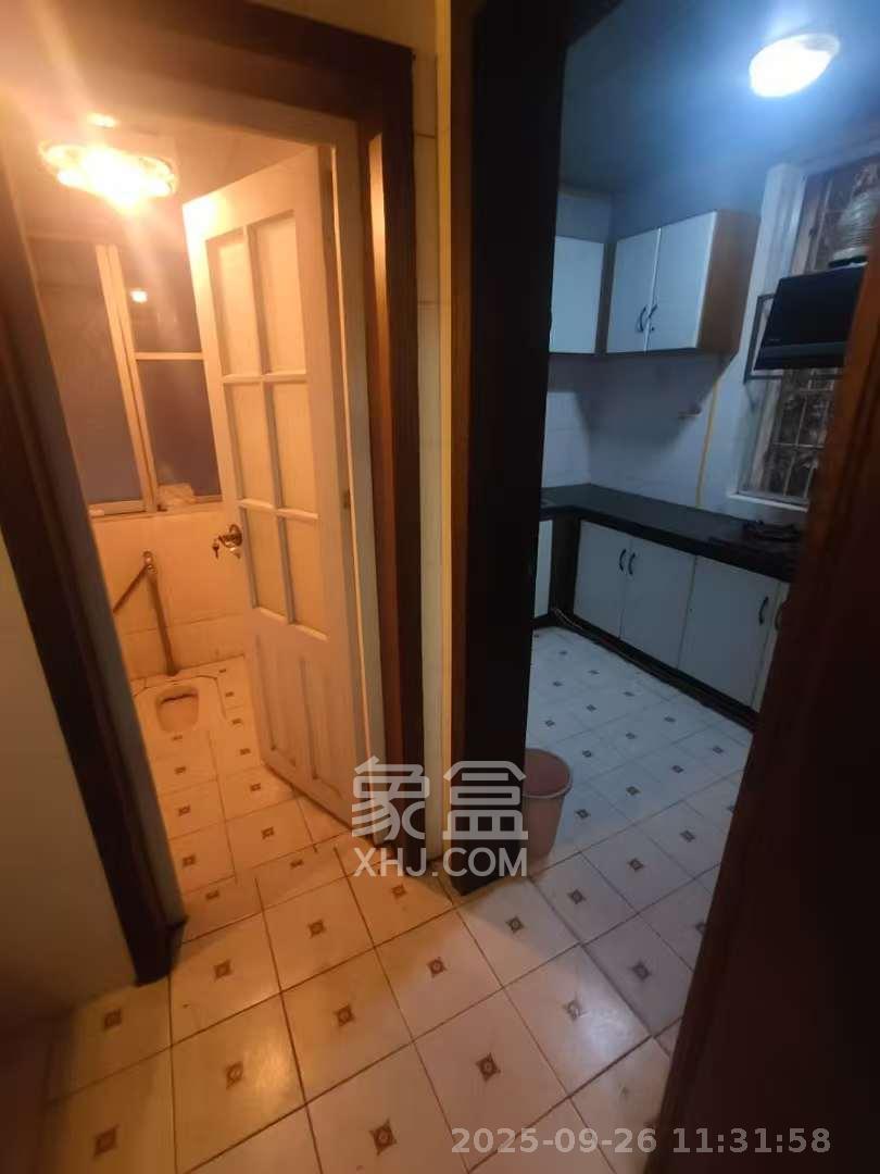 华天望族苑 3室2厅1卫 2300.0元/月 华天望族苑 3室2厅1卫 2300.0元/月室内图