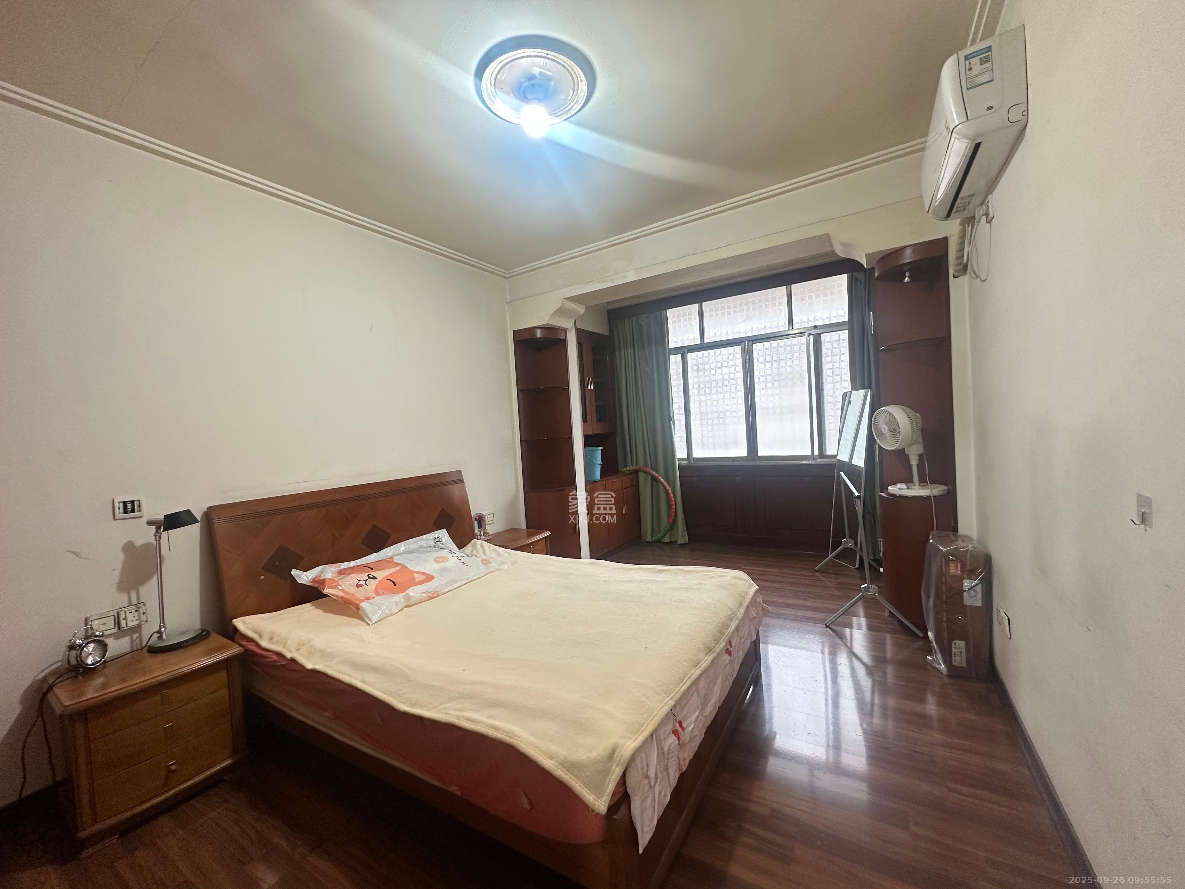 兴汉门公寓 2室1厅1卫 1500.0元/月 兴汉门公寓 2室1厅1卫 1500.0元/月室内图