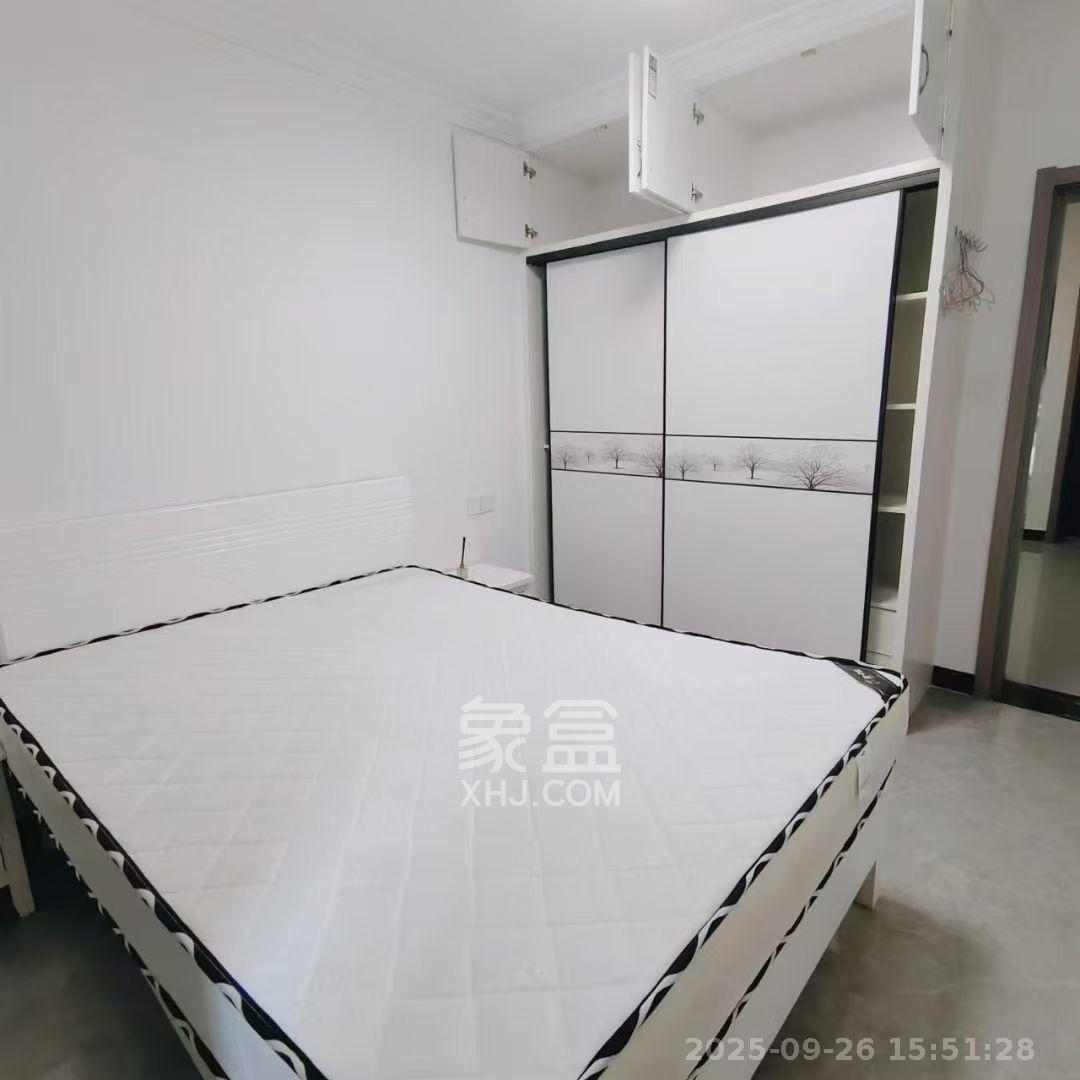 里仁巷22号工商联宿舍 1室1厅1卫 1600.0元/月 里仁巷22号工商联宿舍 1室1厅1卫 1600.0元/月室内图