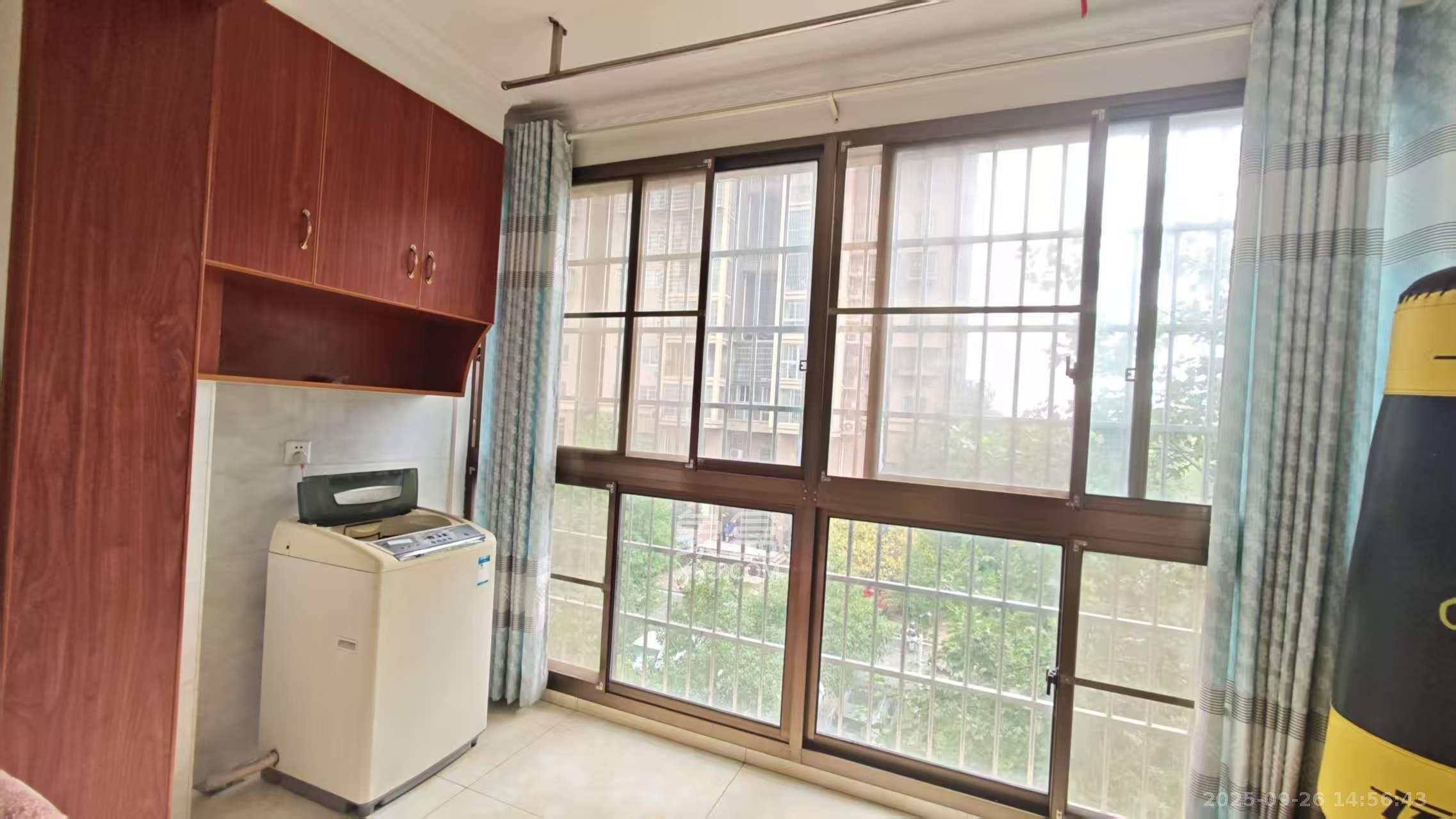 和印轩 2室1厅1卫 2200.0元/月 和印轩 2室1厅1卫 2200.0元/月室内图