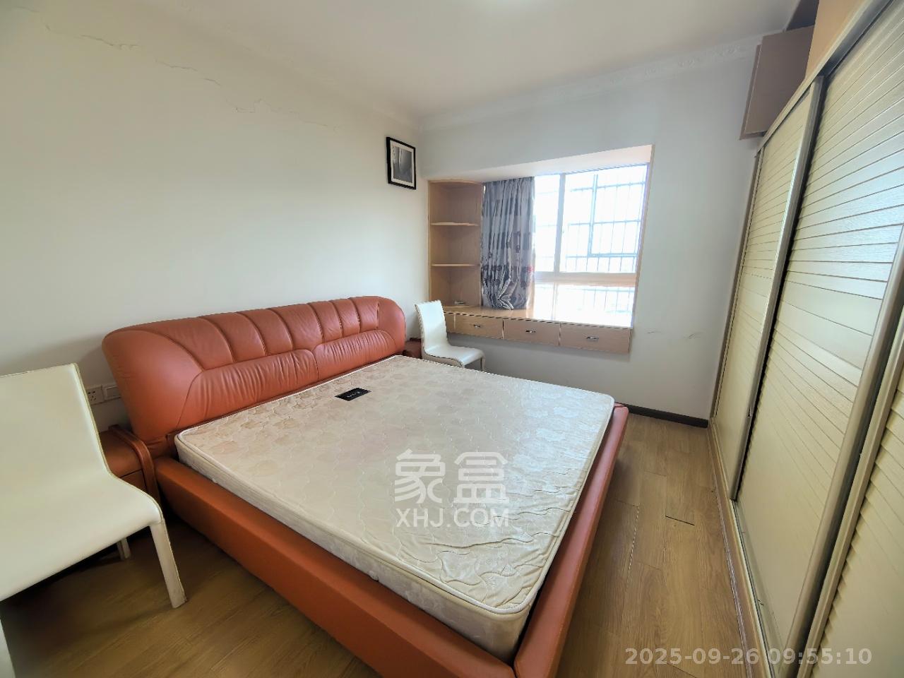 昆仑和府 3室2厅1卫 1400.0元/月 昆仑和府 3室2厅1卫 1400.0元/月室内图