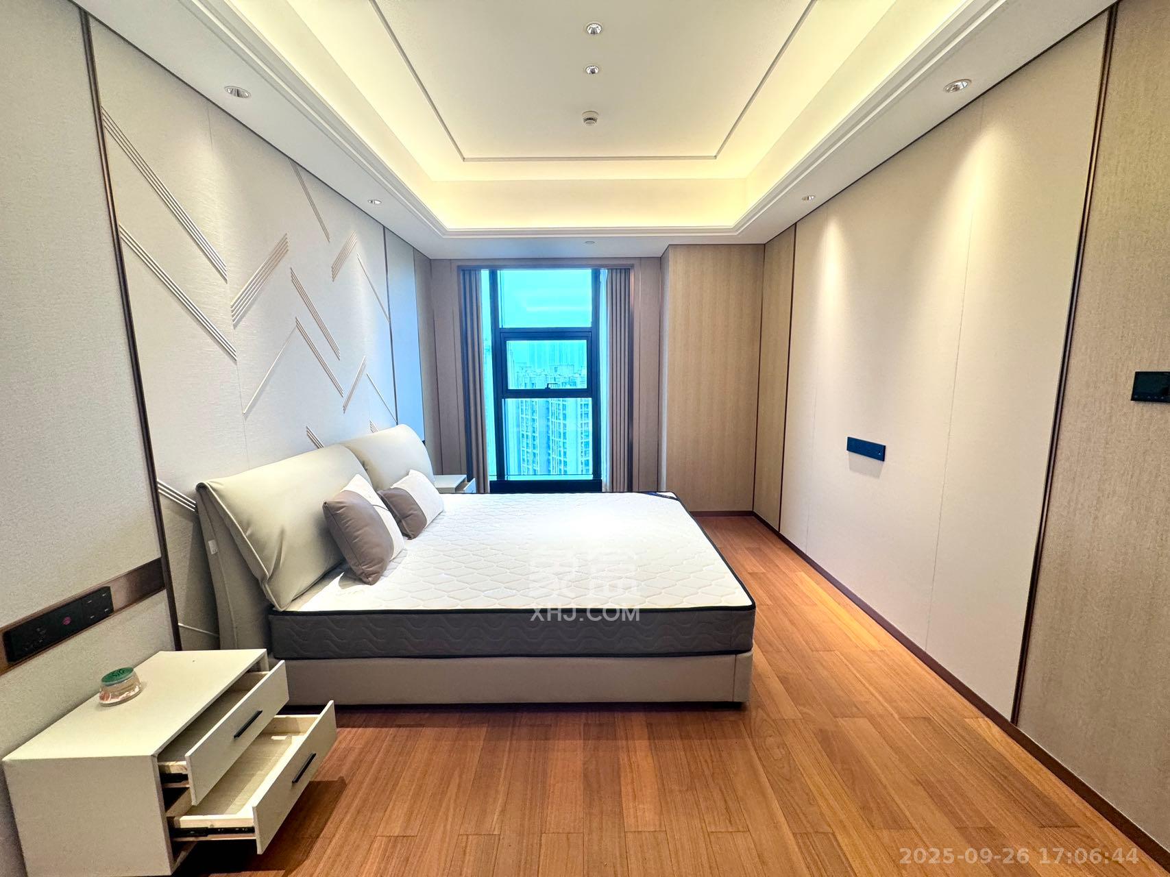 运达中央广场三期 3室2厅2卫 13000.0元/月 运达中央广场三期 3室2厅2卫 13000.0元/月室内图