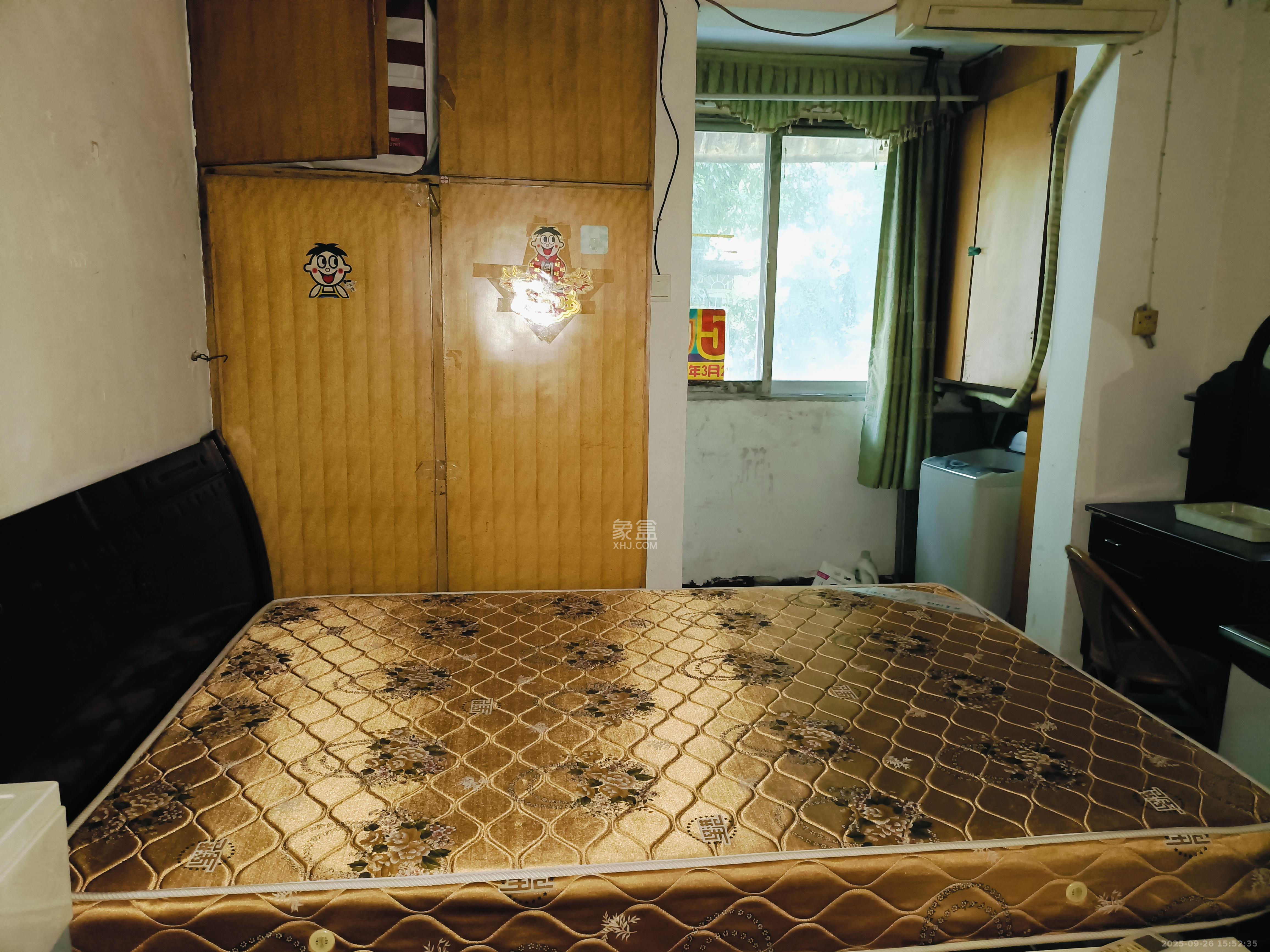 东风路新二村 1室1厅1卫 1000.0元/月 东风路新二村 1室1厅1卫 1000.0元/月室内图