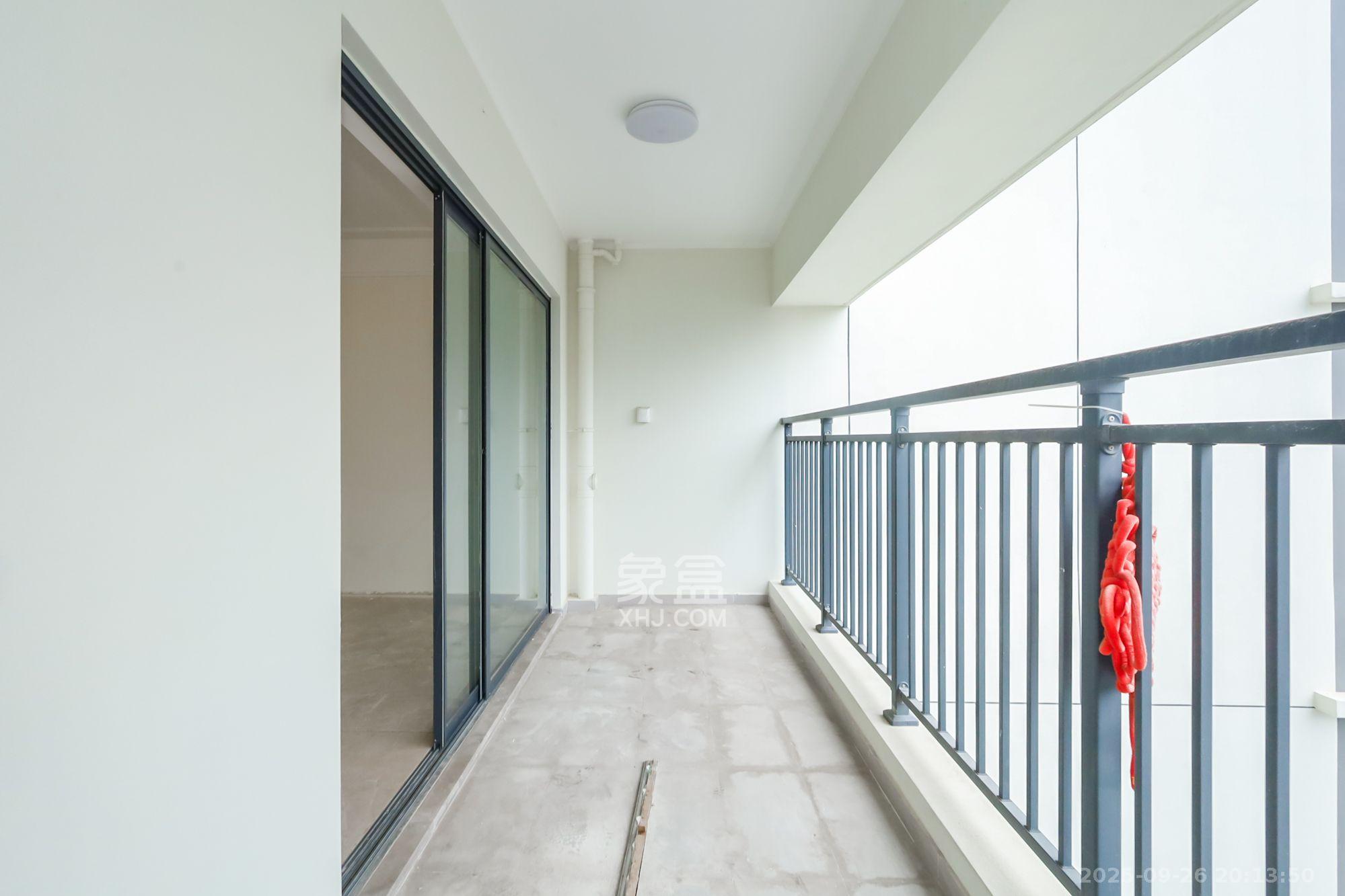 滨江府1913 4室2厅2卫 4500.0元/月 滨江府1913 4室2厅2卫 4500.0元/月室内图