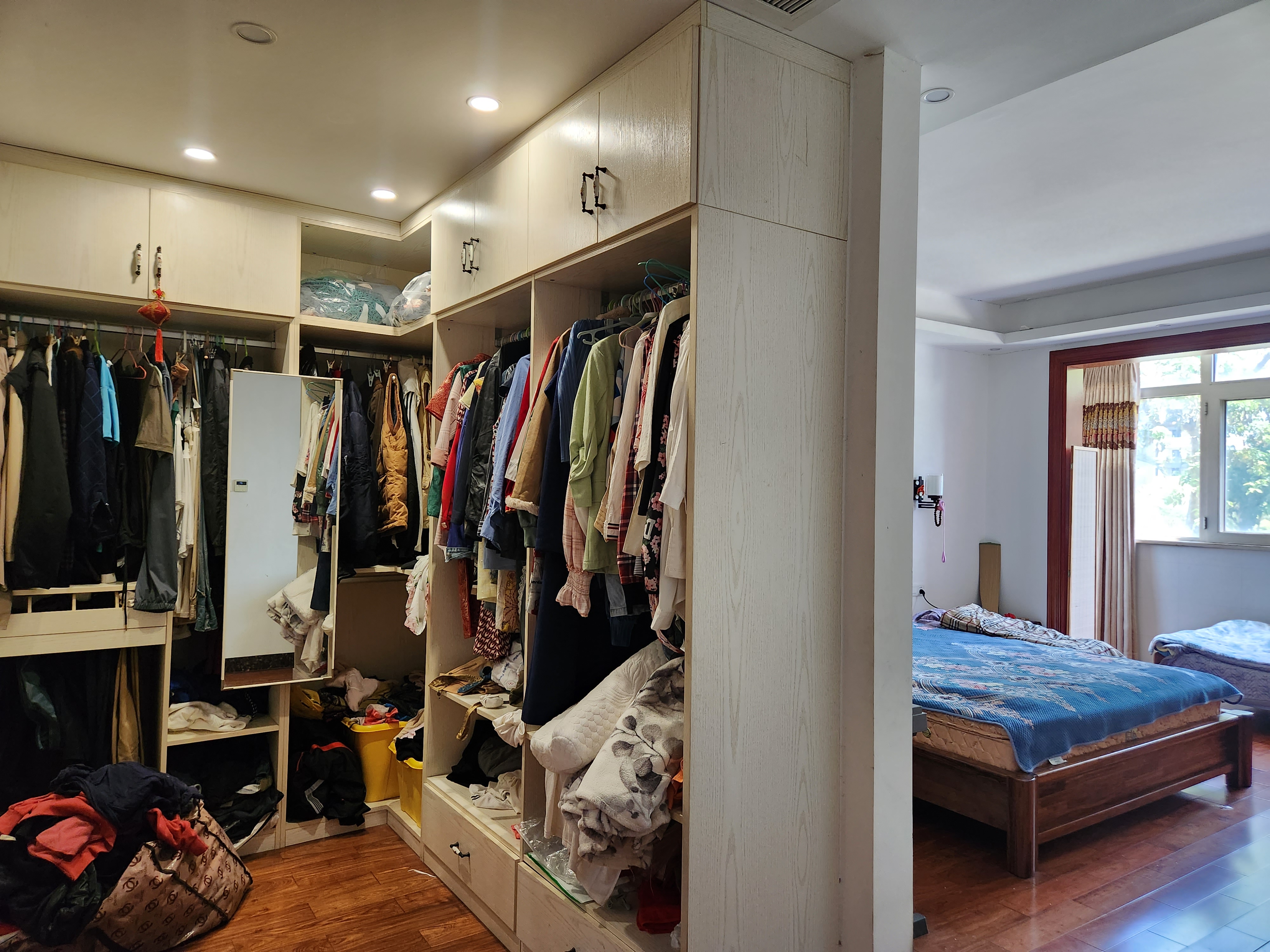 泰达天海国际 3室2厅2卫 6500.0元/月 泰达天海国际 3室2厅2卫 6500.0元/月室内图