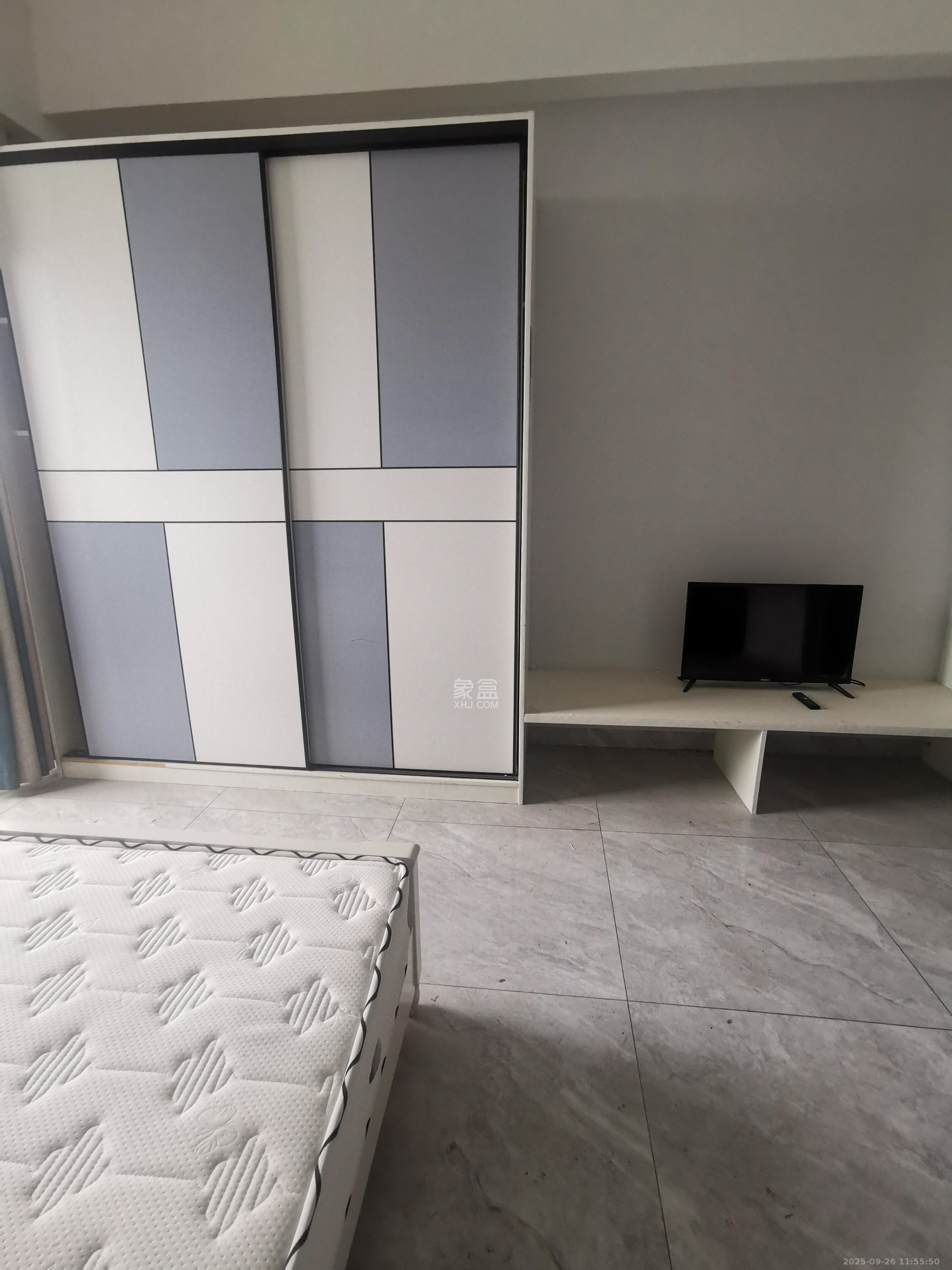 金轮星光名座  1室1厅1卫    1300.0元/月室内图