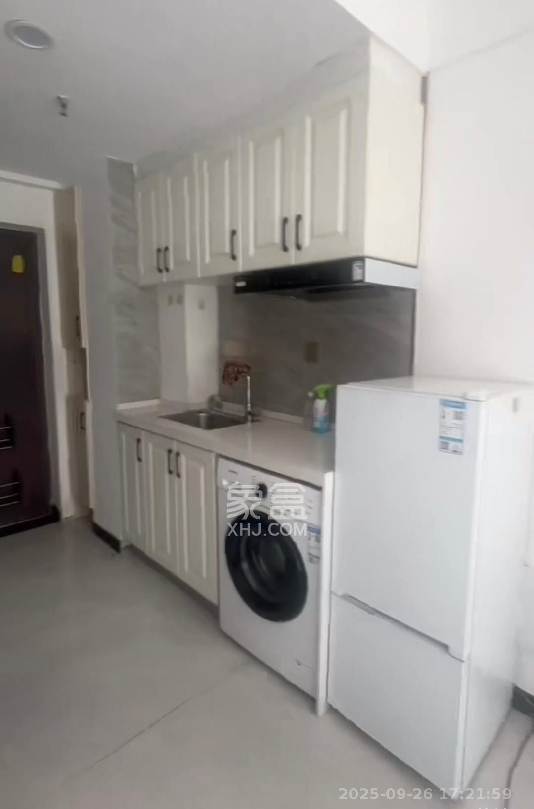 龙湖湘江星座（祺鑫星座公寓）  1室1厅1卫    1300.0元/月室内图