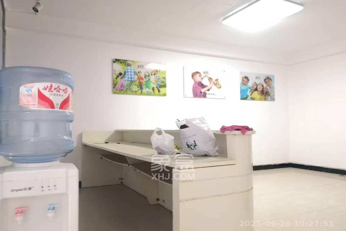 人瑞潇湘国际 1室1厅1卫 1800.0元/月 人瑞潇湘国际 1室1厅1卫 1800.0元/月室内图