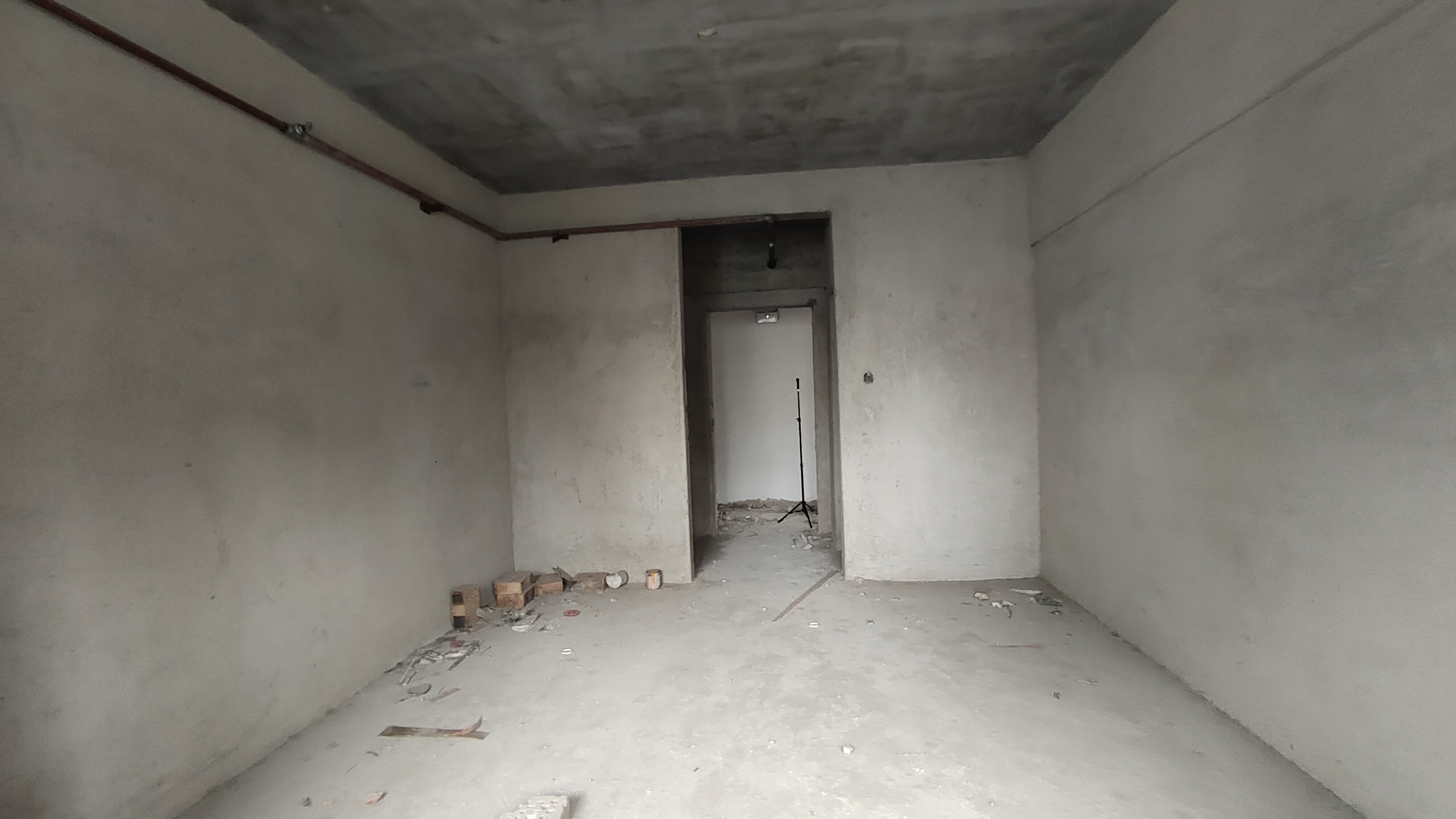 千里红小区（京明时代广场）  1室1厅1卫    22.5万客厅