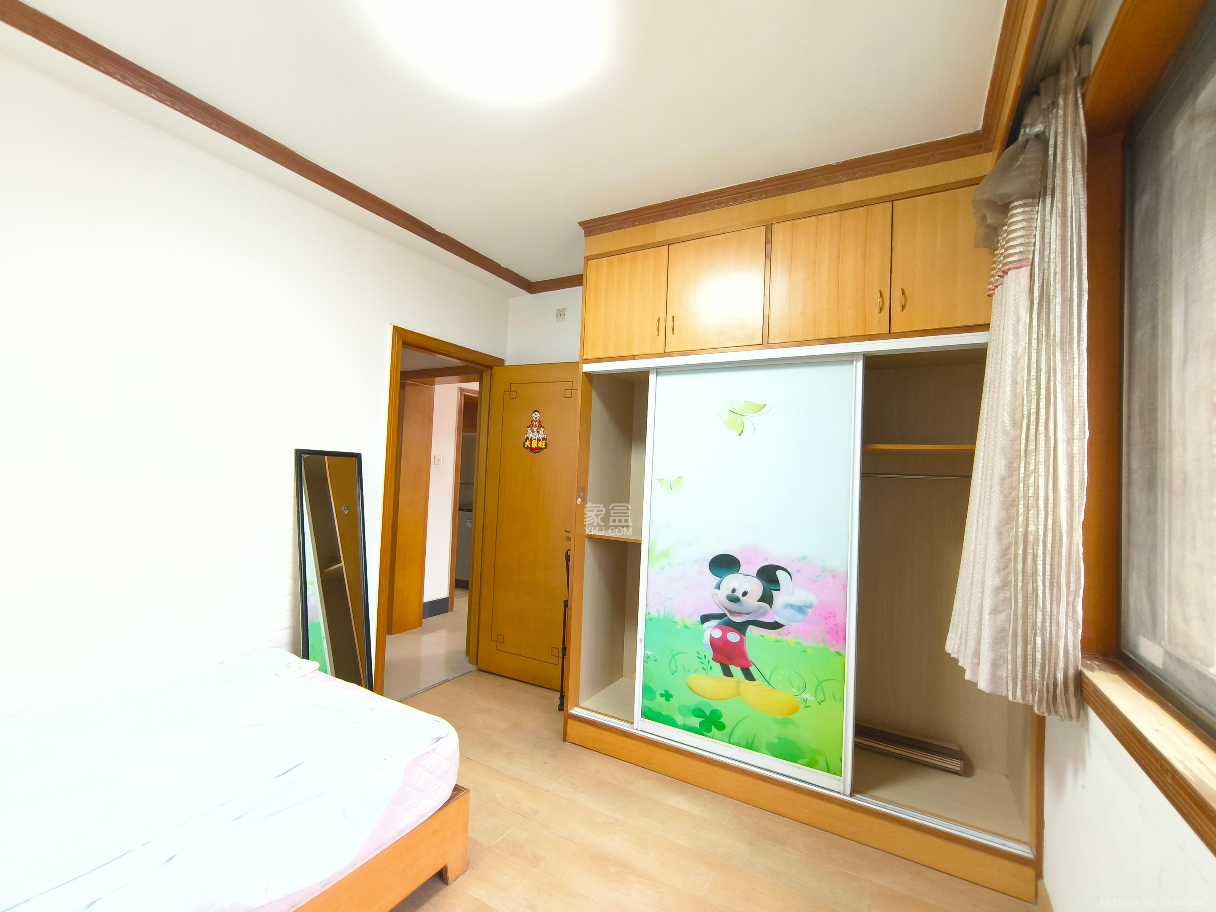 佘家塘、富雅里散盘 3室2厅2卫 2600.0元/月 佘家塘、富雅里散盘 3室2厅2卫 2600.0元/月室内图