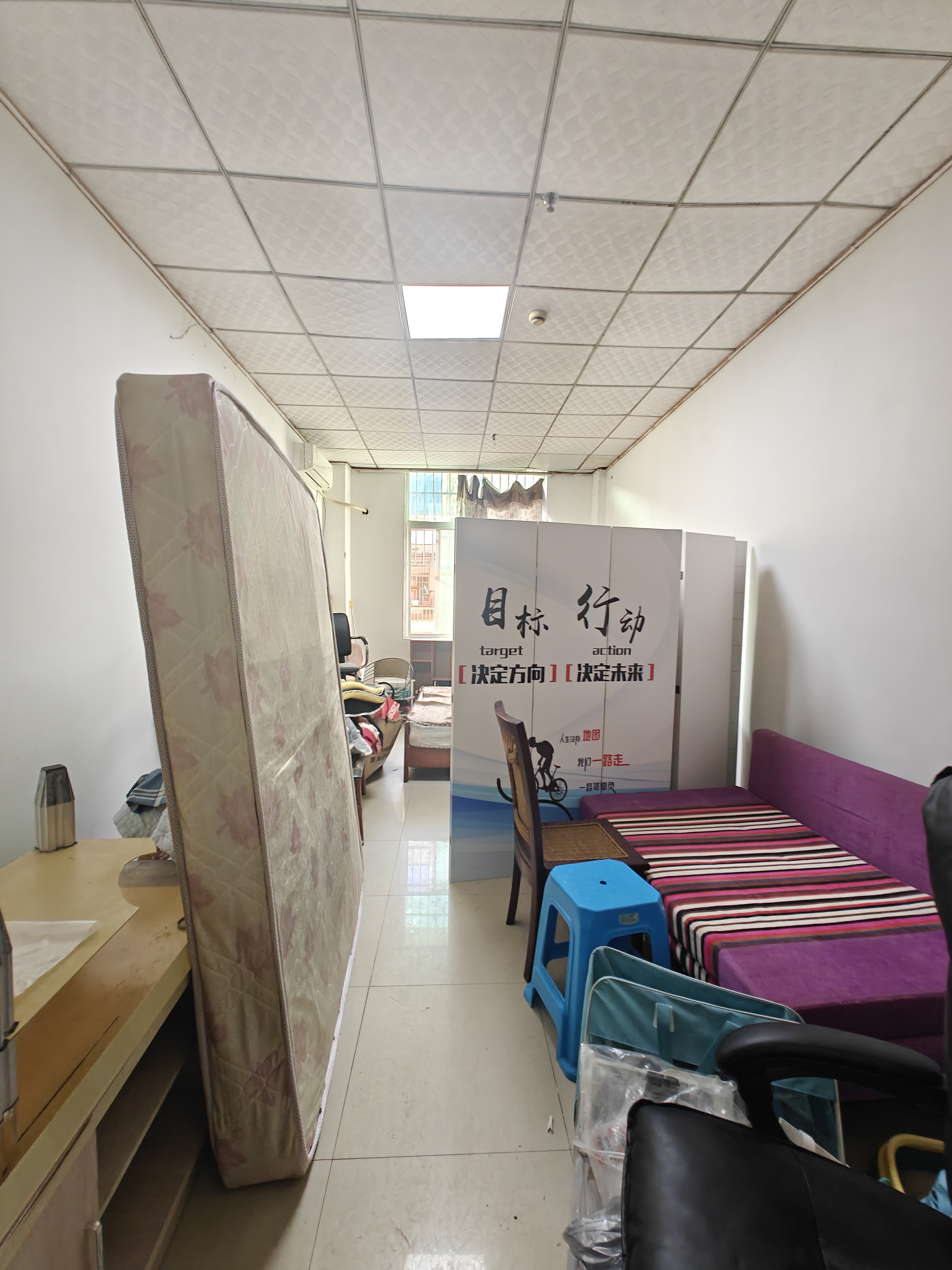 嘉茂大厦  1室1厅1卫    1100.0元/月室内图