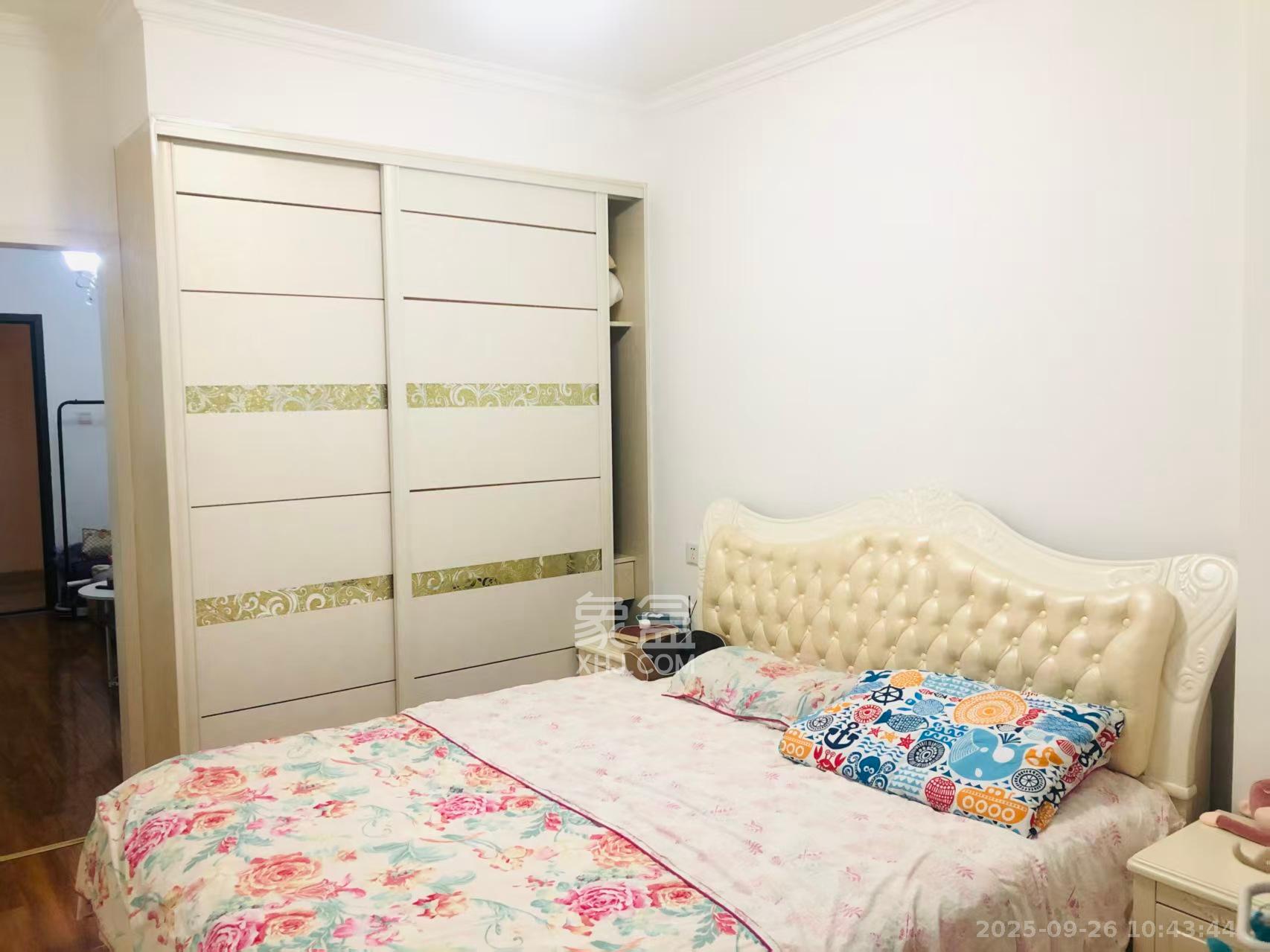 北辰三角洲E3区  1室1厅1卫    2200.0元/月 北辰三角洲E3区  1室1厅1卫    2200.0元/月室内图