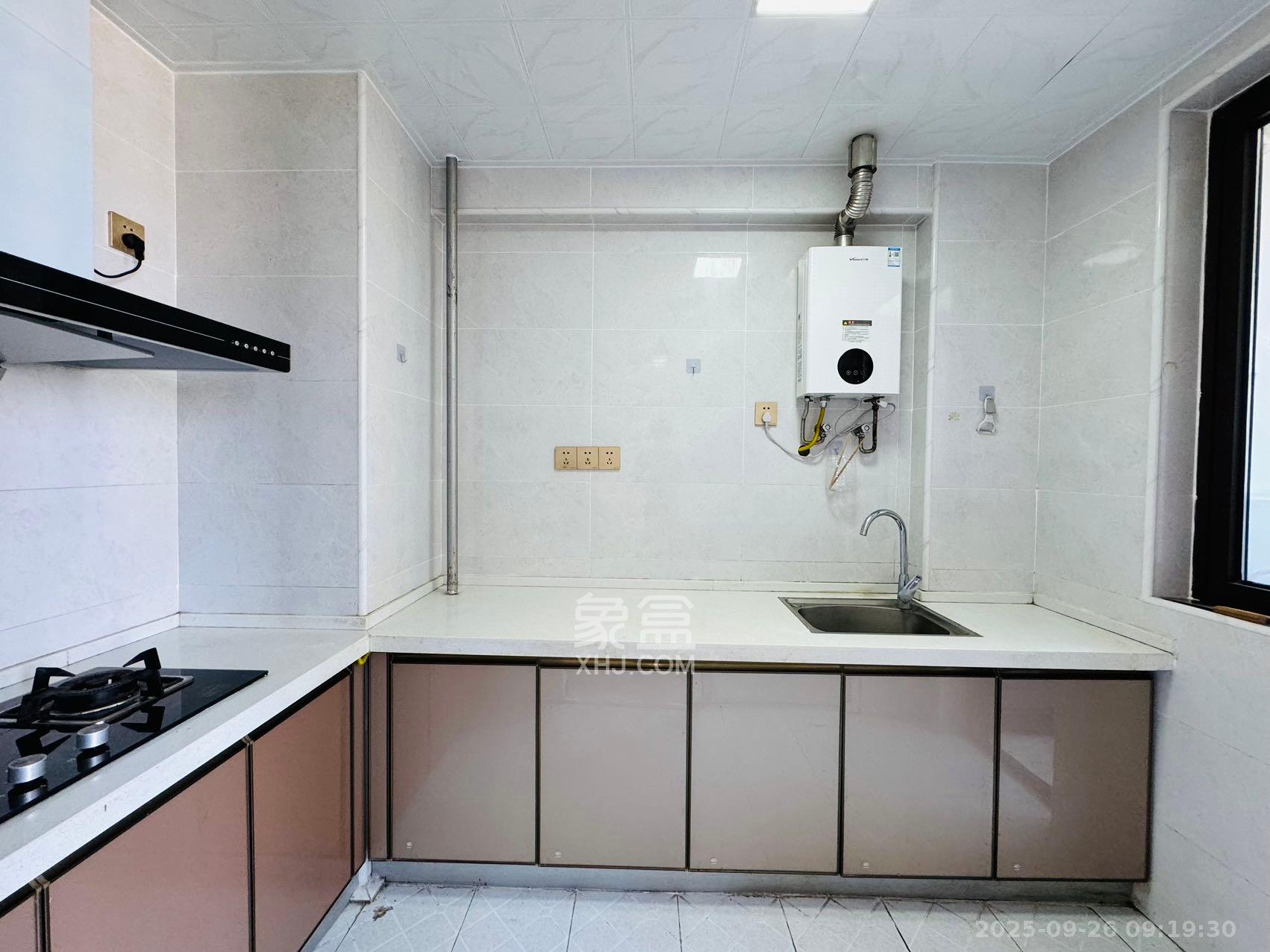 中铁西江悦一期 3室2厅2卫 3000.0元/月 中铁西江悦一期 3室2厅2卫 3000.0元/月室内图