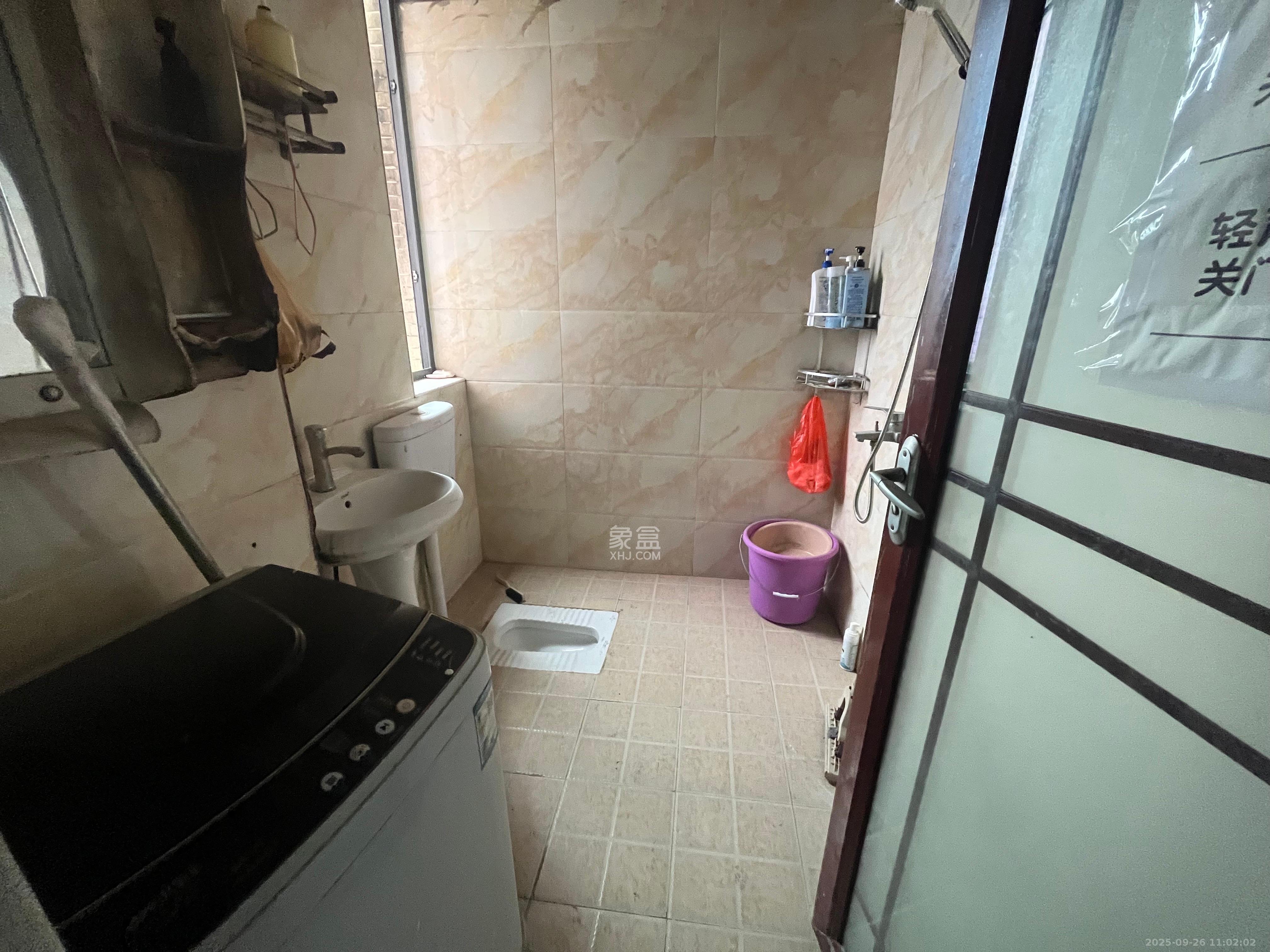 盛世耀凯 3室2厅1卫 1600.0元/月 盛世耀凯 3室2厅1卫 1600.0元/月室内图