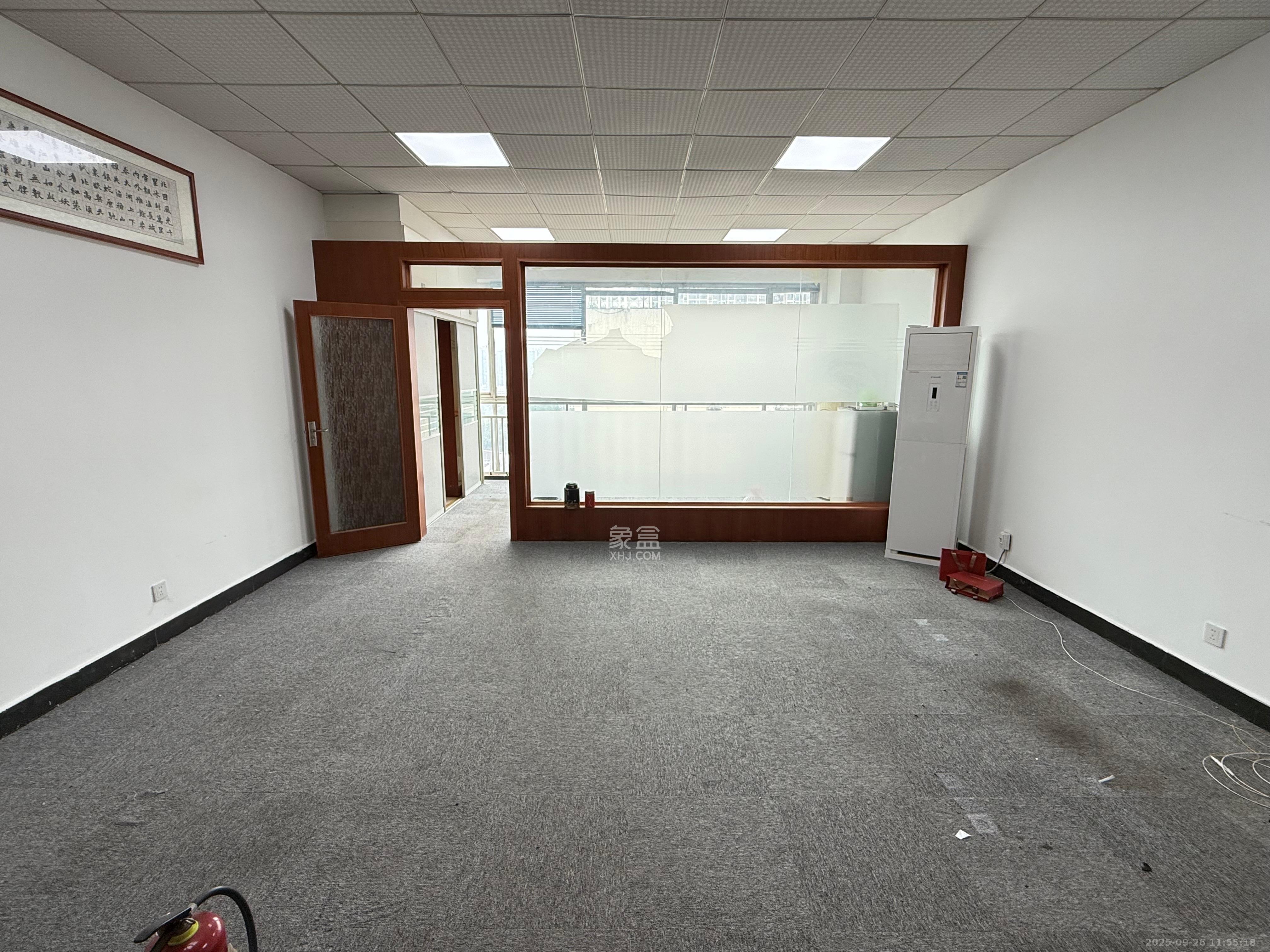 朝阳银座 1室1厅1卫 2100.0元/月 朝阳银座 1室1厅1卫 2100.0元/月室内图