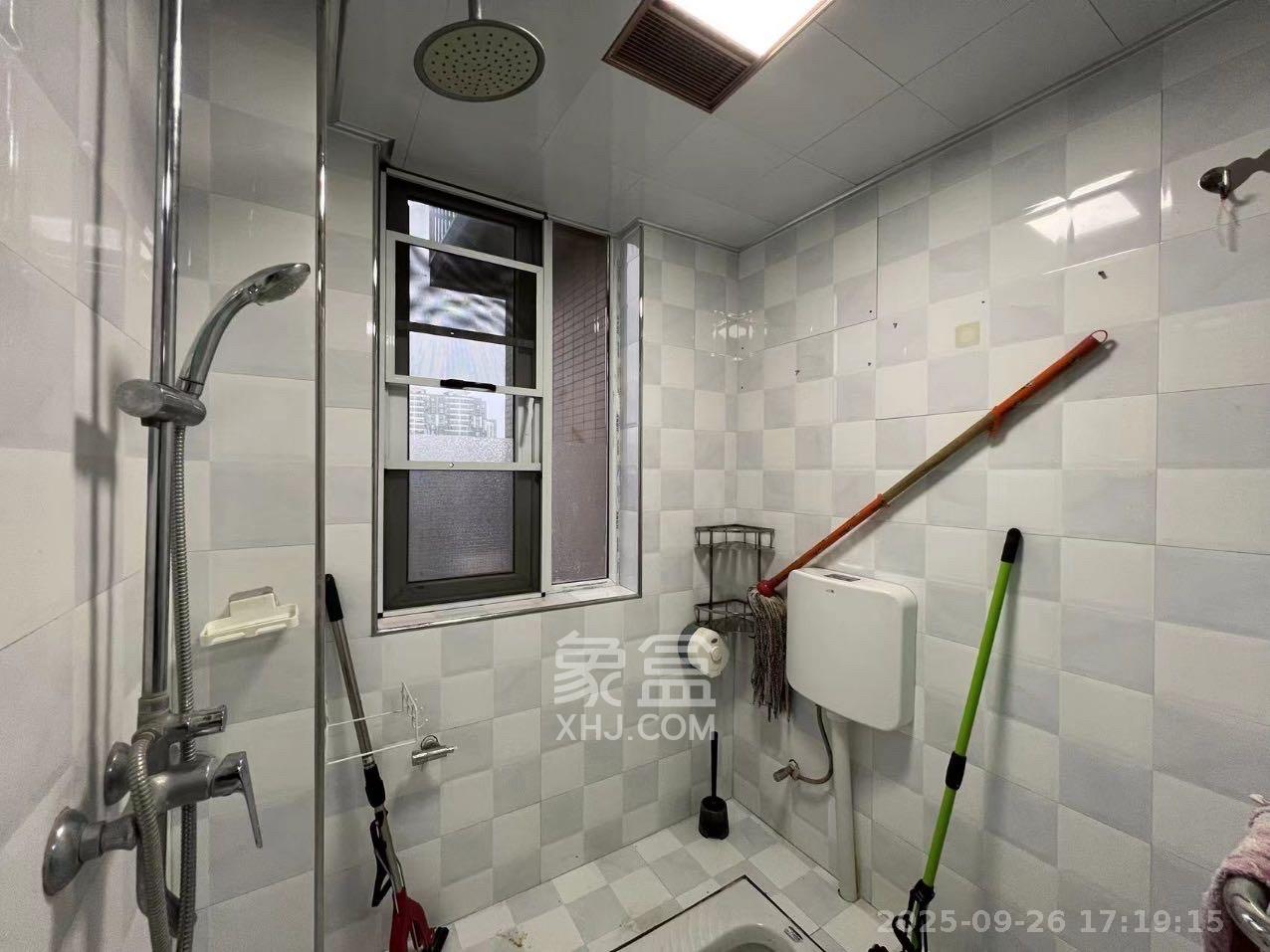 长城雅苑  3室2厅2卫    3000.0元/月室内图