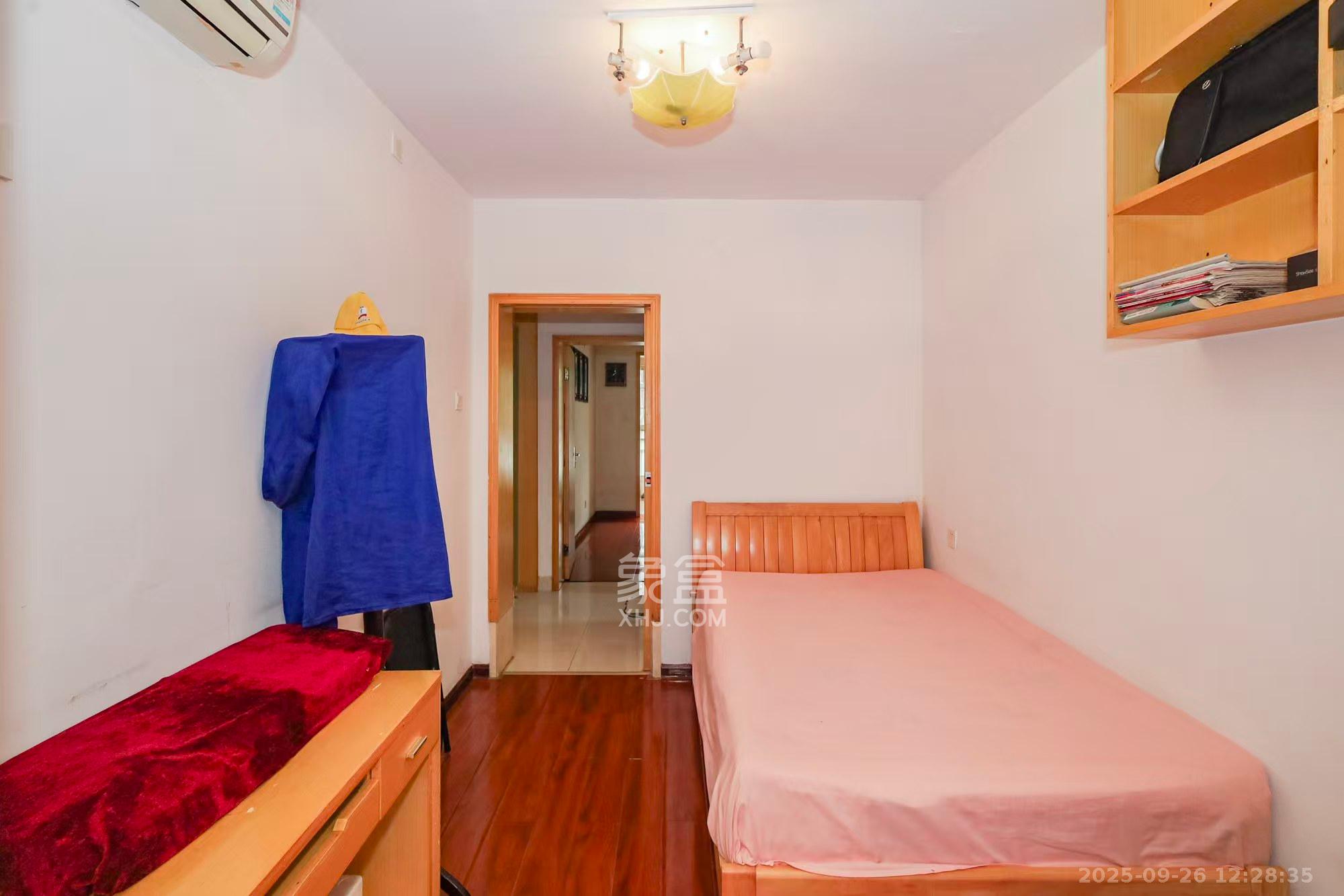 新诚小区 2室1厅1卫 1400.0元/月 新诚小区 2室1厅1卫 1400.0元/月室内图