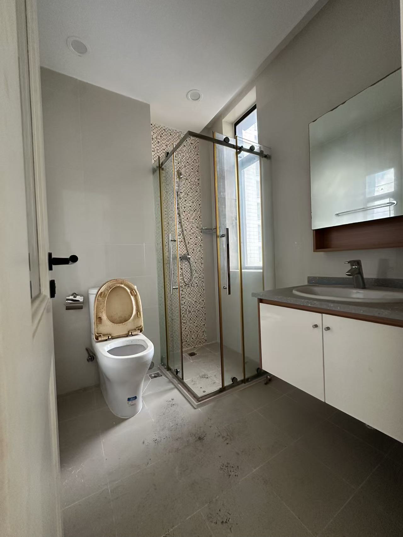 专家公寓 3室2厅2卫 150.0万 专家公寓 3室2厅2卫 150.0万室内图