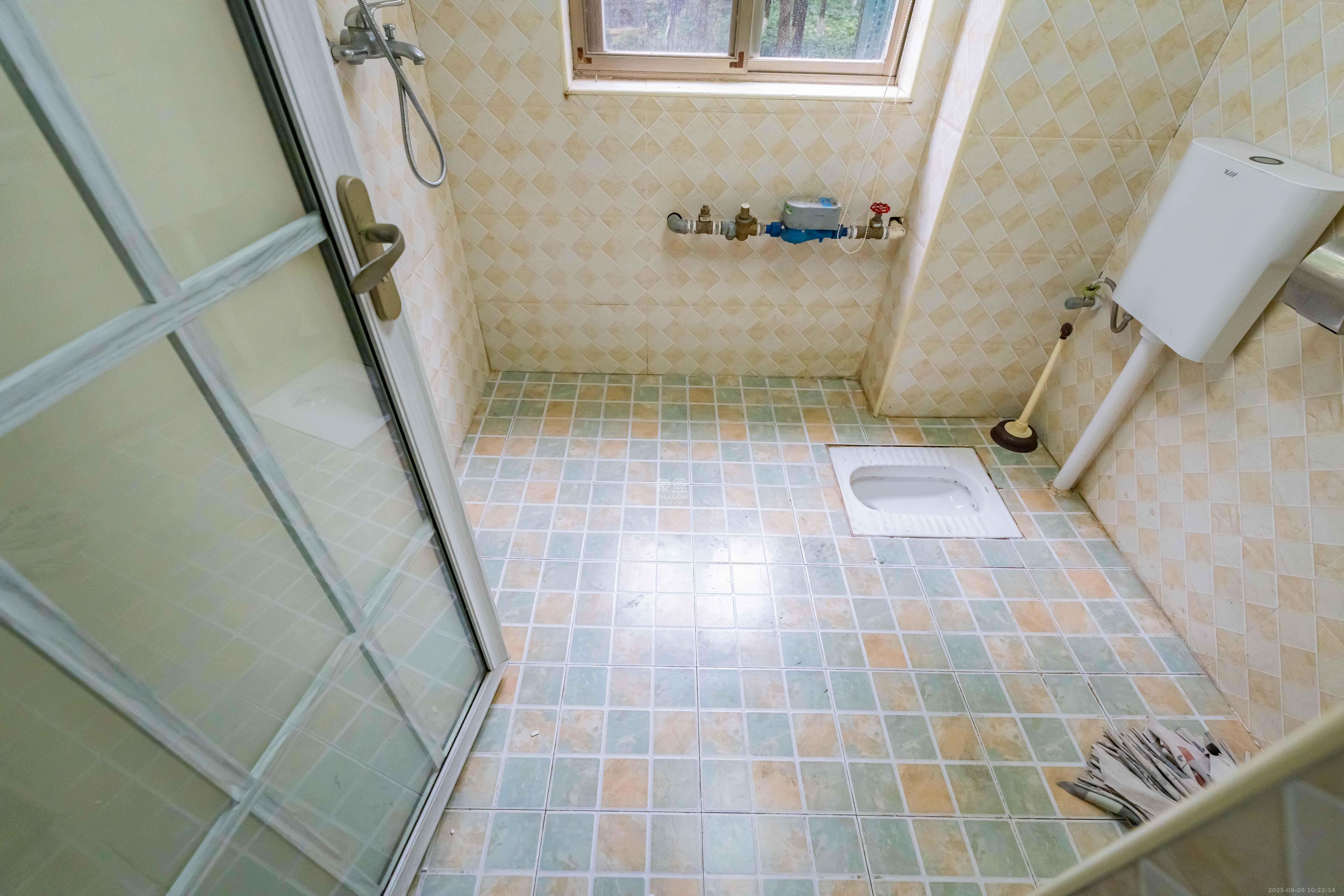 金色比华利  4室2厅1卫    2600.0元/月室内图