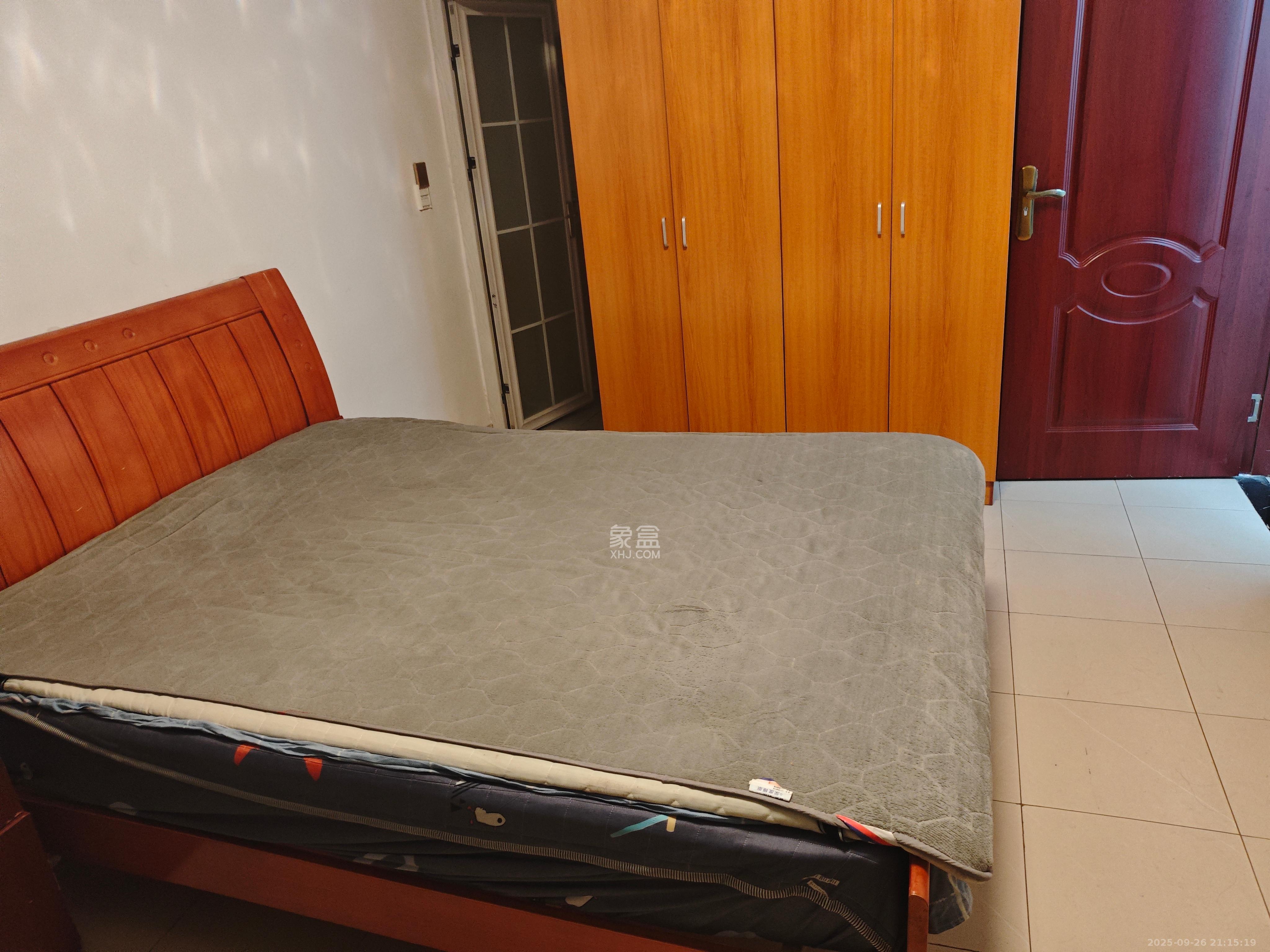 天元涉外景园B区 1室1厅1卫 950.0元/月 天元涉外景园B区 1室1厅1卫 950.0元/月室内图