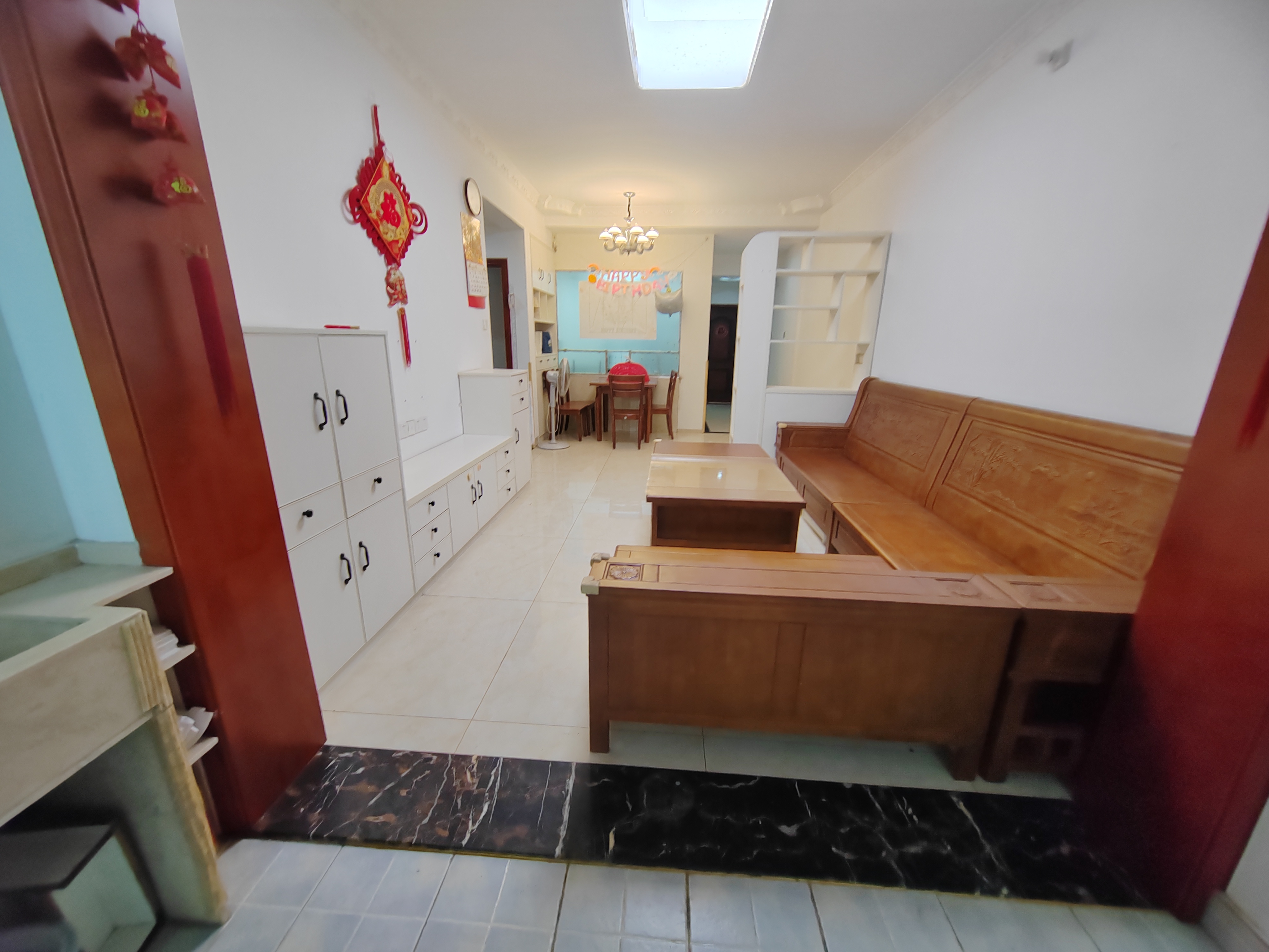 蓝海瑞园  2室2厅1卫    95.0万客厅