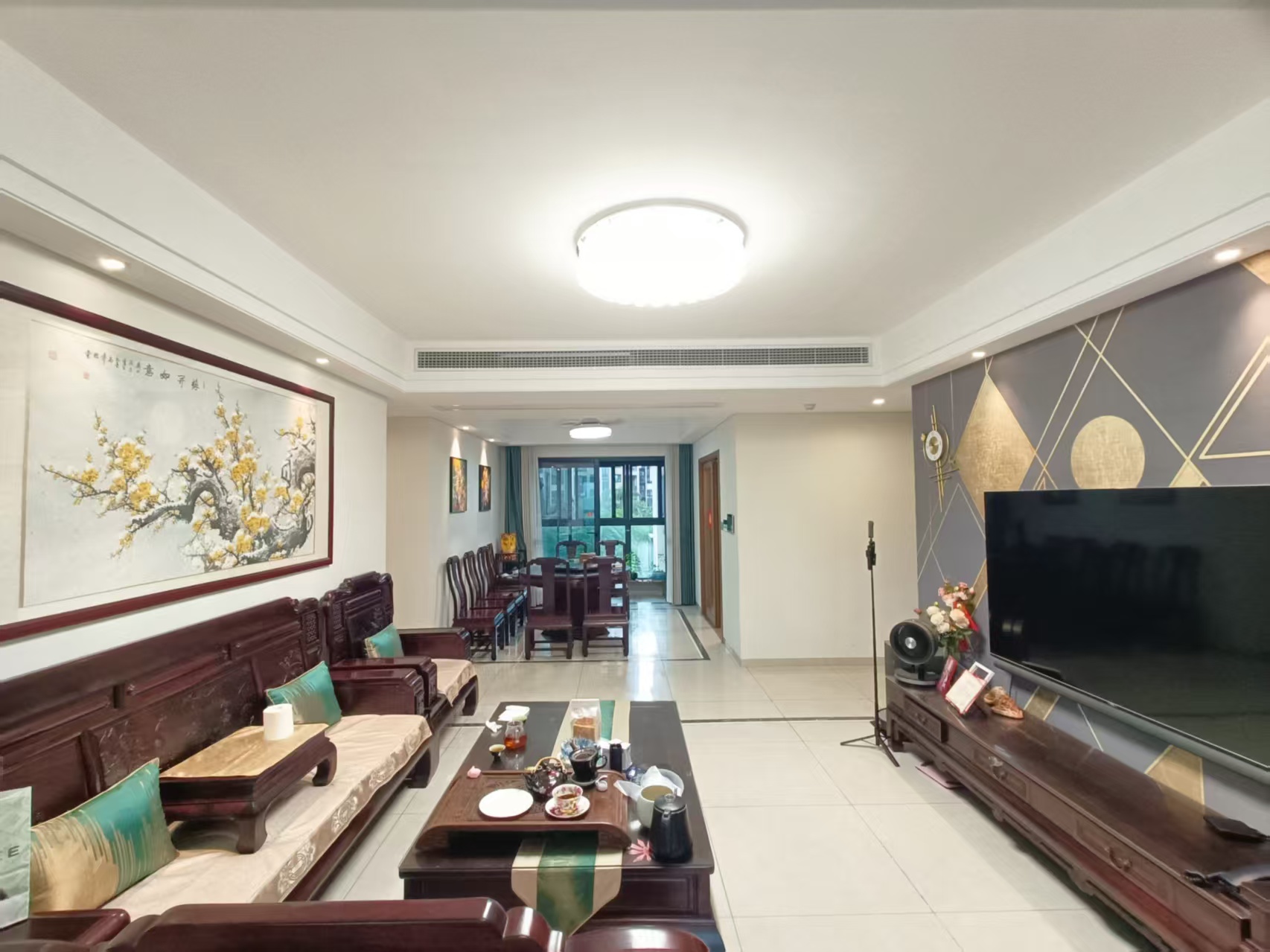 仁恒海棠公园(一期) 3室2厅2卫 7600.0元/月 仁恒海棠公园(一期) 3室2厅2卫 7600.0元/月室内图