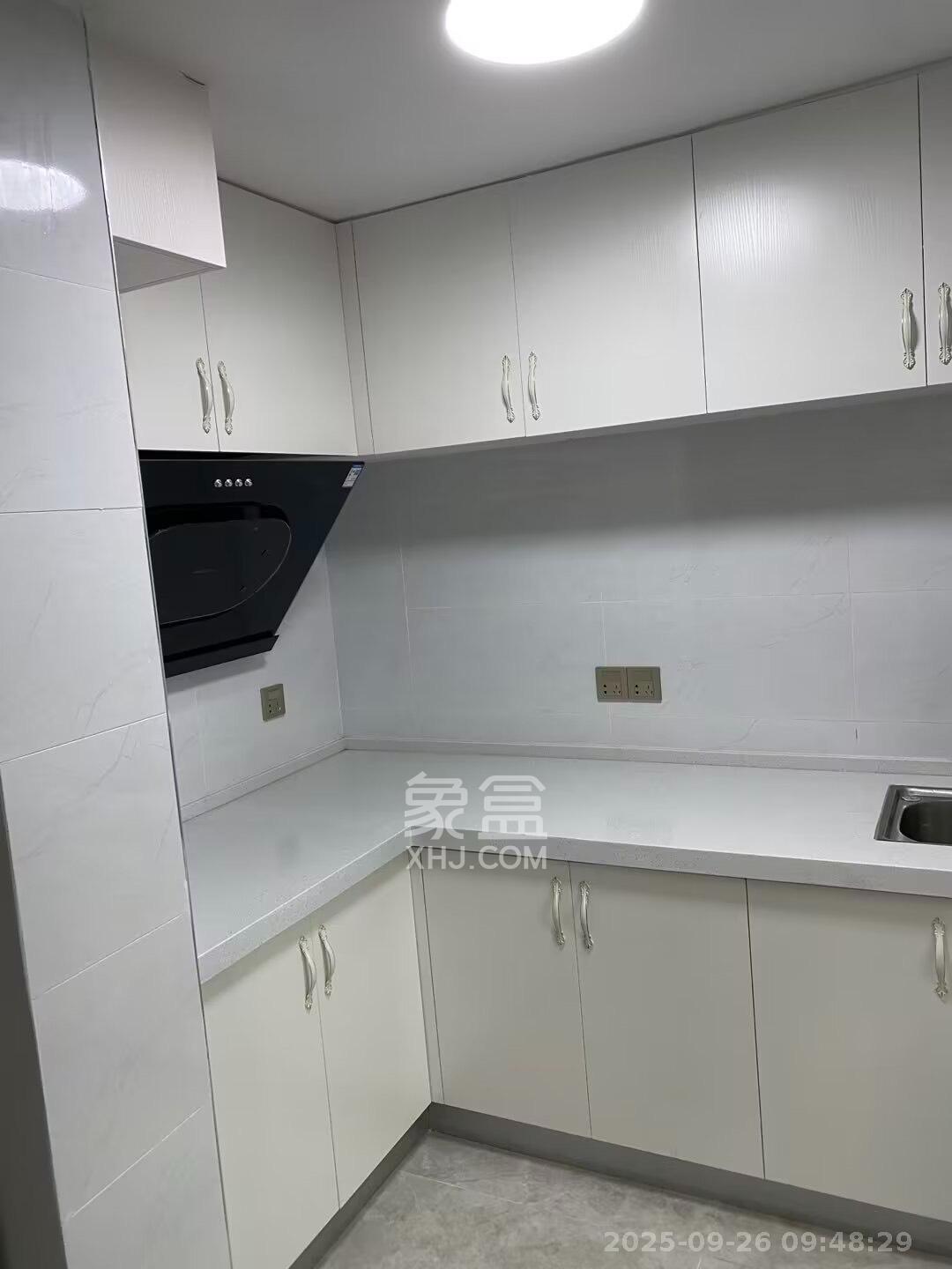 岳泰理想城 2室1厅1卫 3200.0元/月 岳泰理想城 2室1厅1卫 3200.0元/月室内图