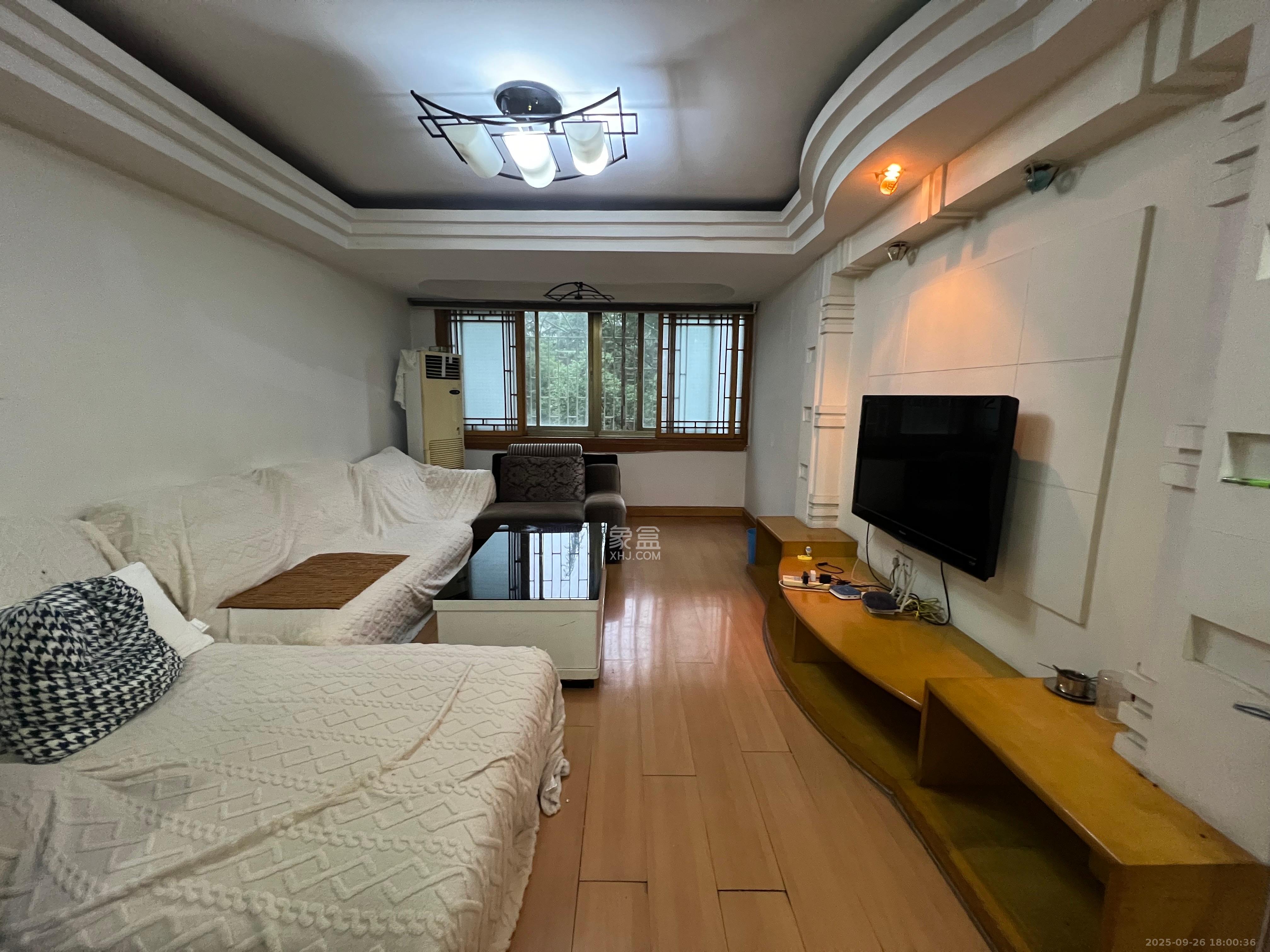 石长铁路宿舍 3室2厅1卫 1800.0元/月 石长铁路宿舍 3室2厅1卫 1800.0元/月室内图