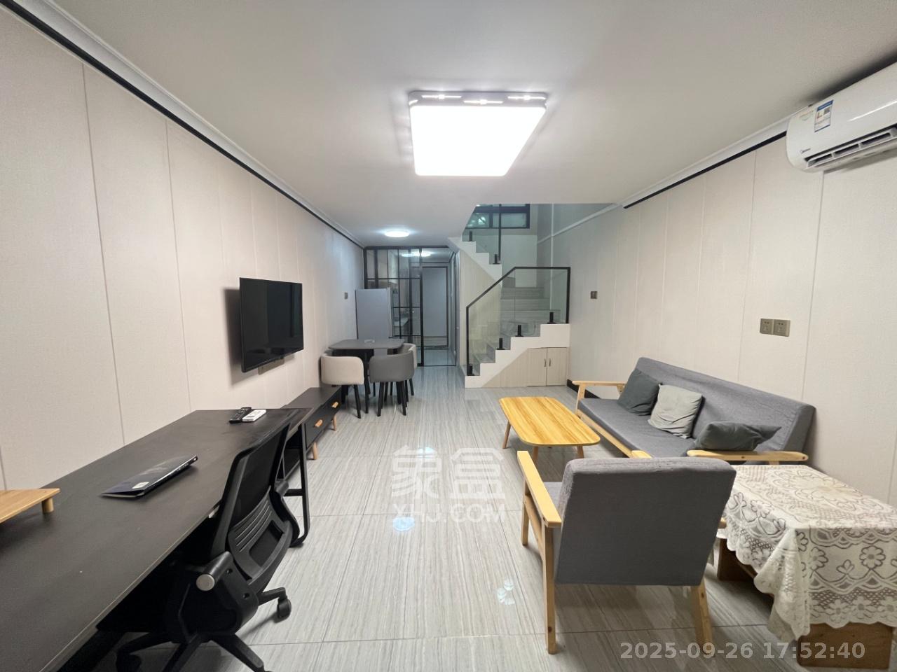 海伦春天  2室2厅1卫    1580.0元/月室内图