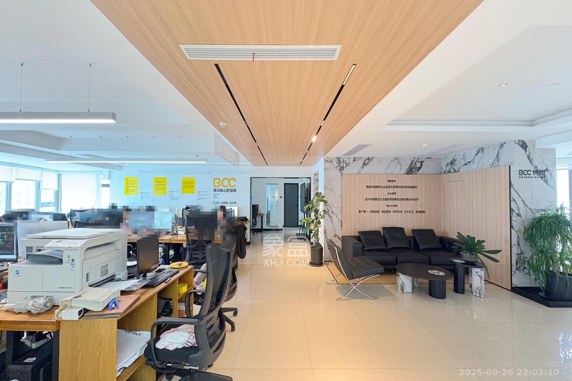 潮宗御苑 4室2厅2卫 280.0万 潮宗御苑 4室2厅2卫 280.0万客厅