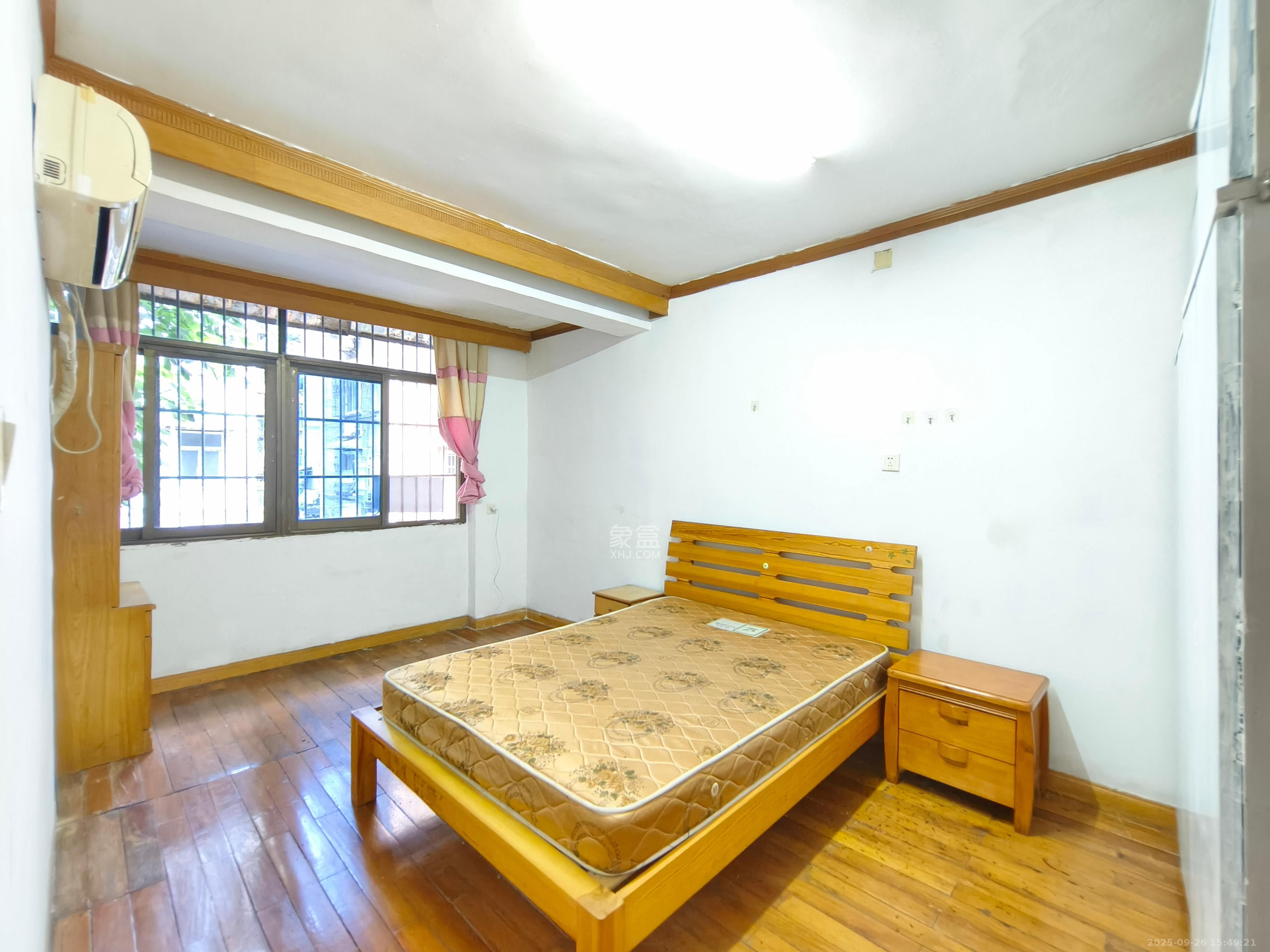 崇文里、崇圣里散盘 3室2厅1卫 2600.0元/月 崇文里、崇圣里散盘 3室2厅1卫 2600.0元/月室内图