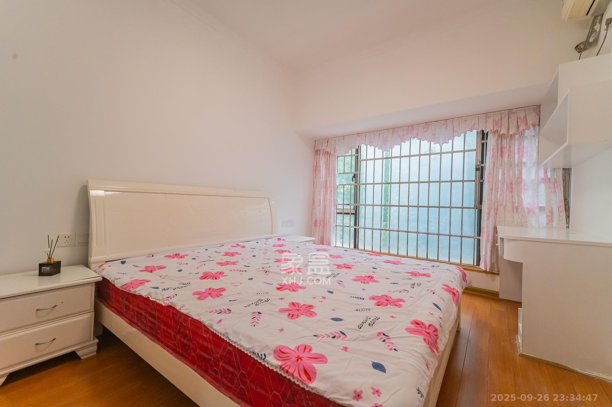 幸福里润城（幸福里二期）  2室2厅1卫    49.8万卧室