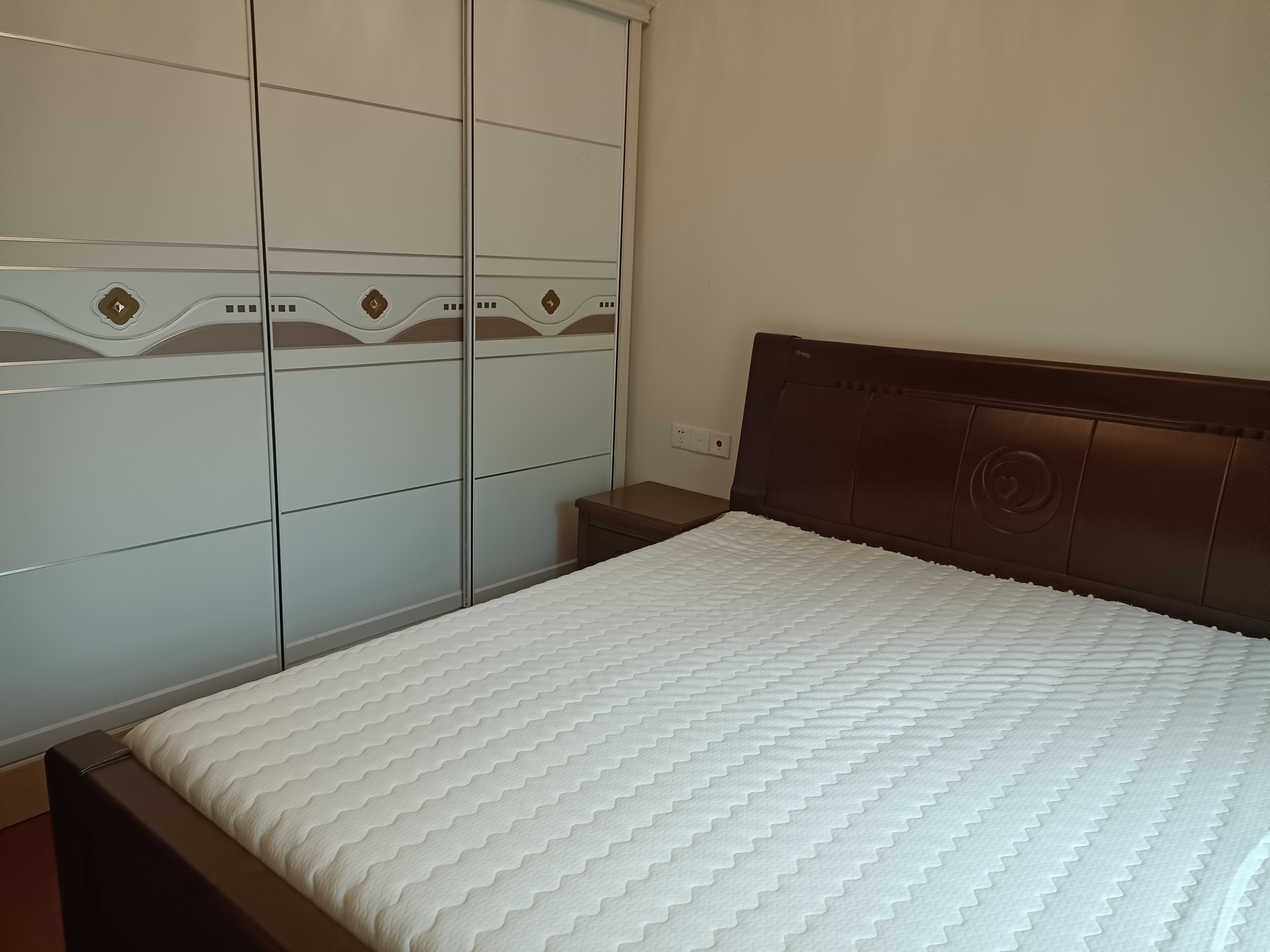 恒大绿洲  12室2厅1卫   1500.00元/月室内图