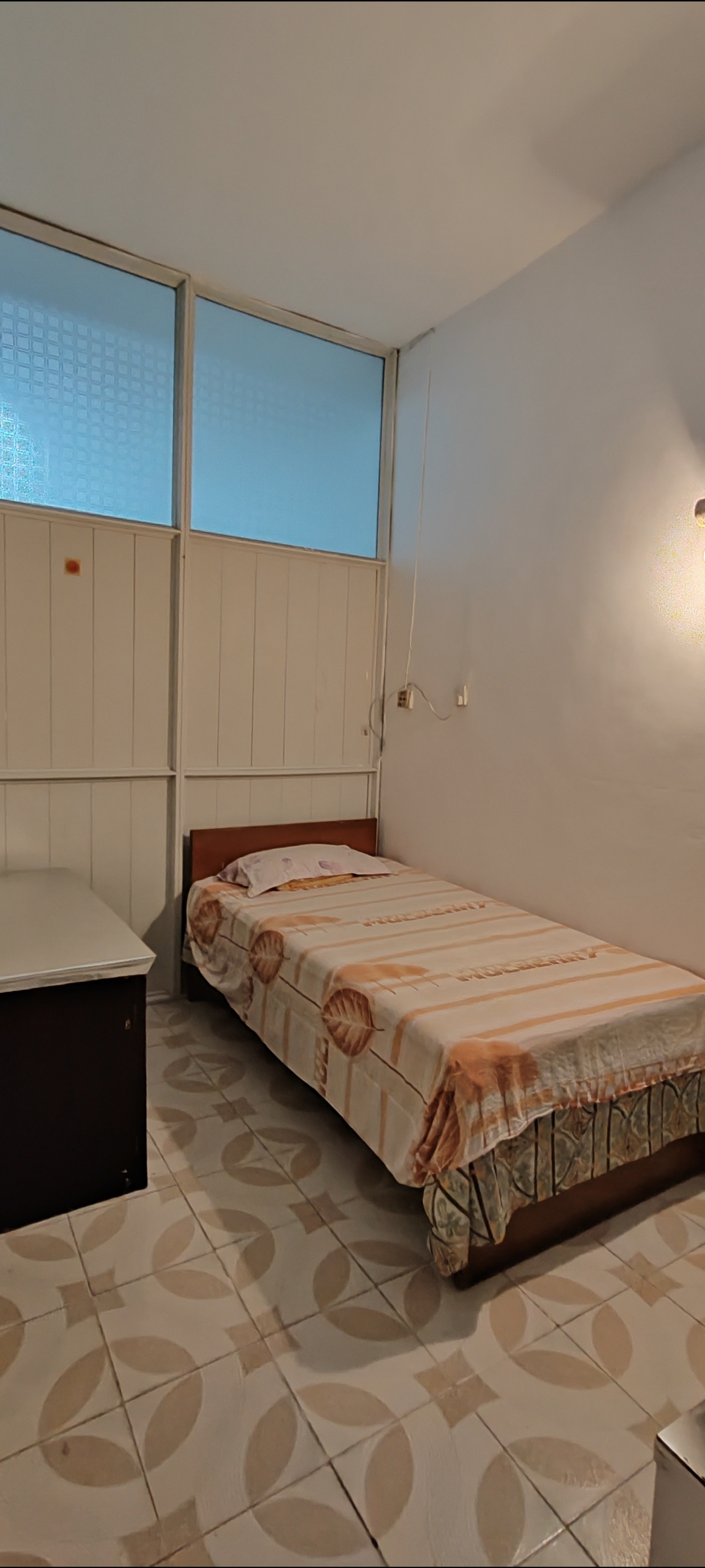 市中心医院家属区 2室1厅1卫 35.0万 市中心医院家属区 2室1厅1卫 35.0万客厅