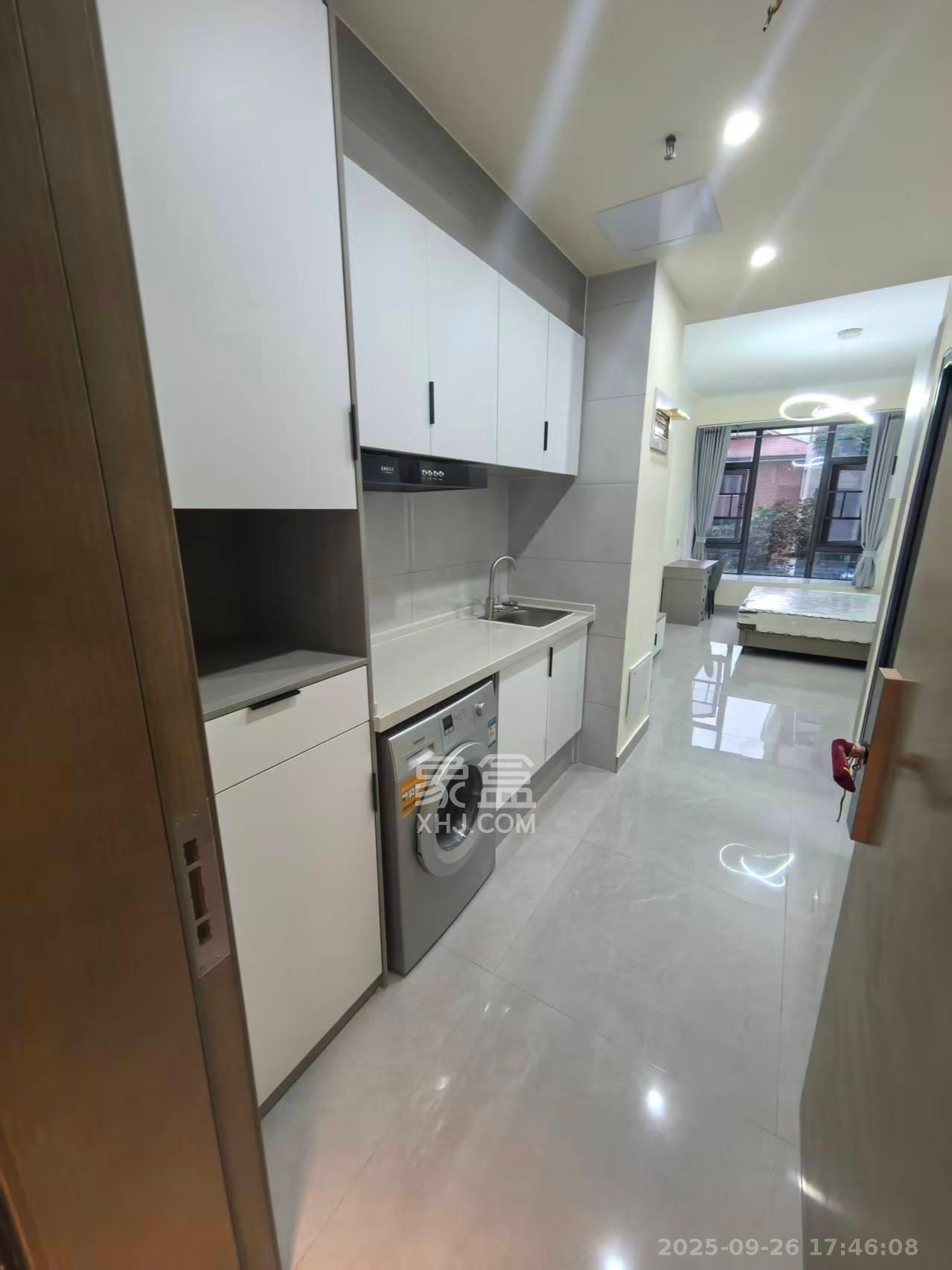 时代MOMA云PARK  1室1厅1卫    1700.0元/月 时代MOMA云PARK  1室1厅1卫    1700.0元/月