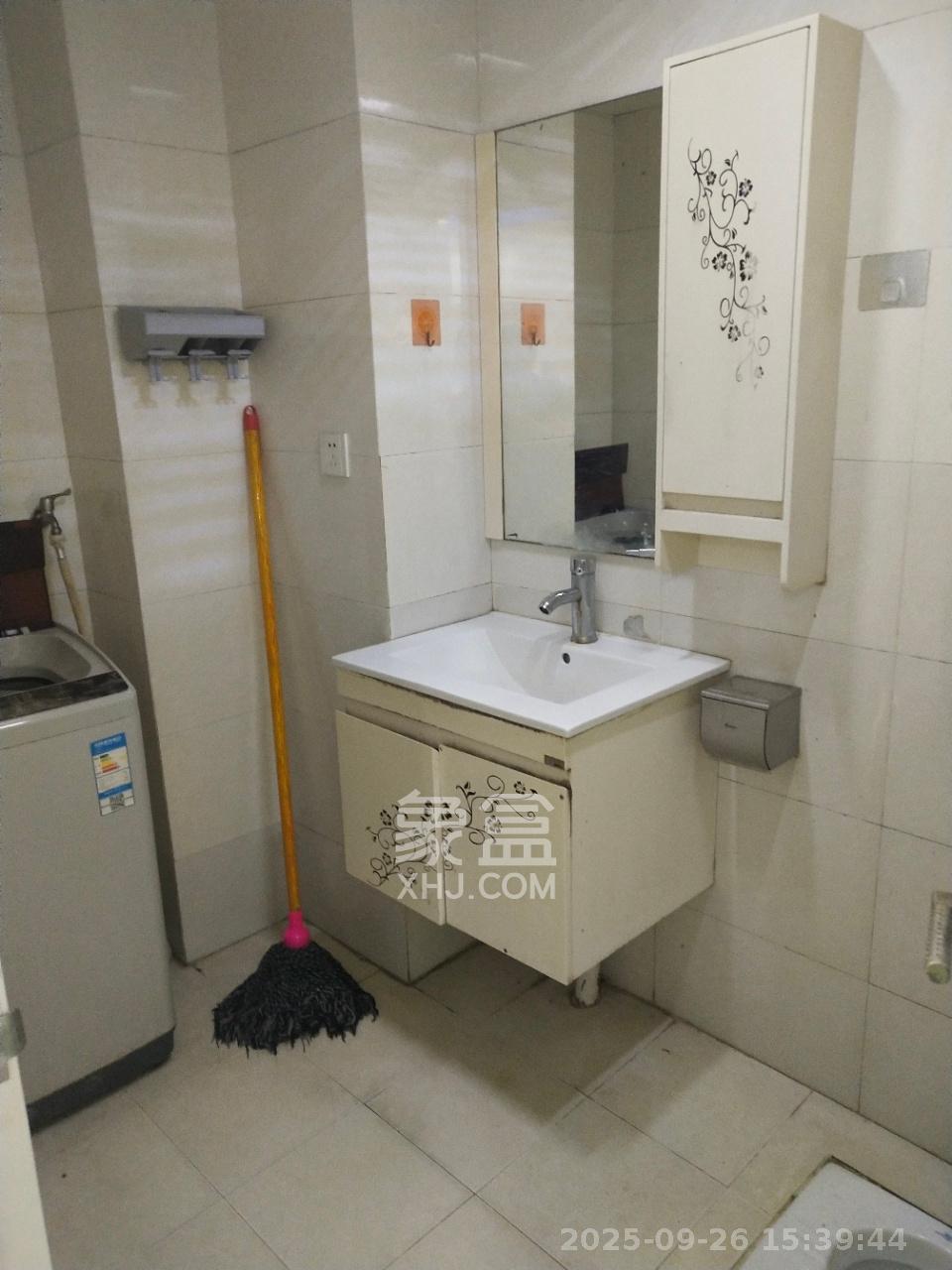 他城(天鸿时代公寓) 1室1厅1卫 1550.0元/月 他城(天鸿时代公寓) 1室1厅1卫 1550.0元/月室内图