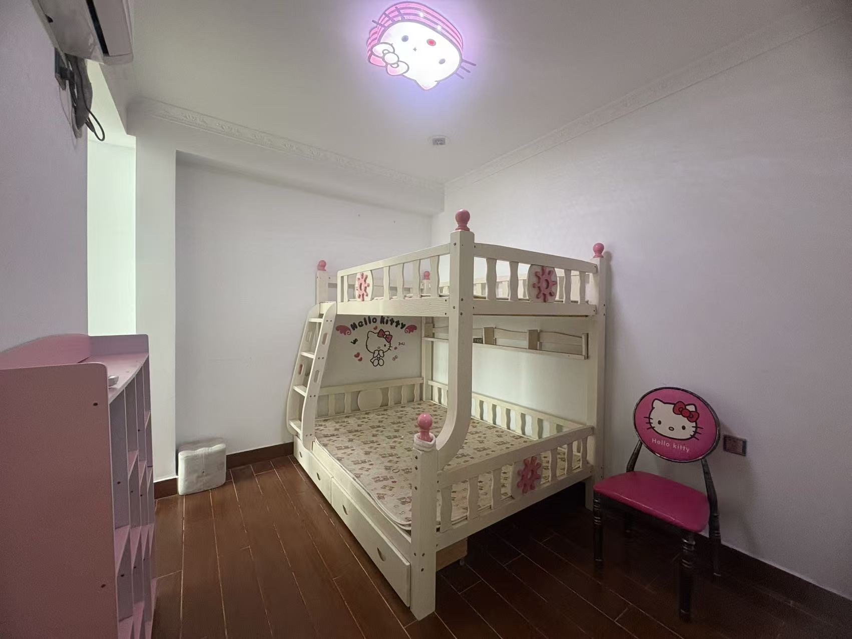 吉星花园 3室2厅2卫 46.8万 吉星花园 3室2厅2卫 46.8万客厅