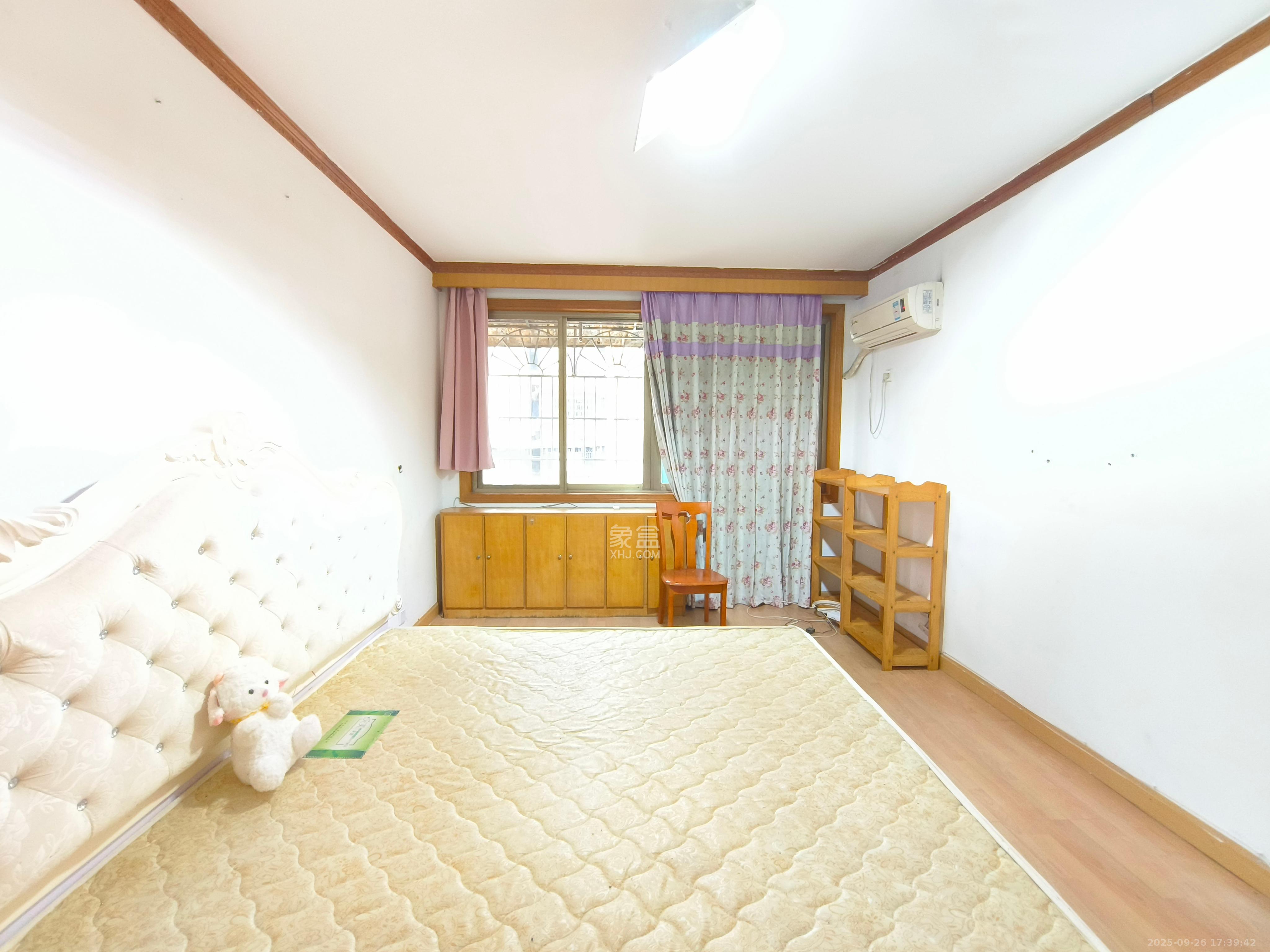 佘家塘、富雅里散盘 3室2厅2卫 2600.0元/月 佘家塘、富雅里散盘 3室2厅2卫 2600.0元/月室内图